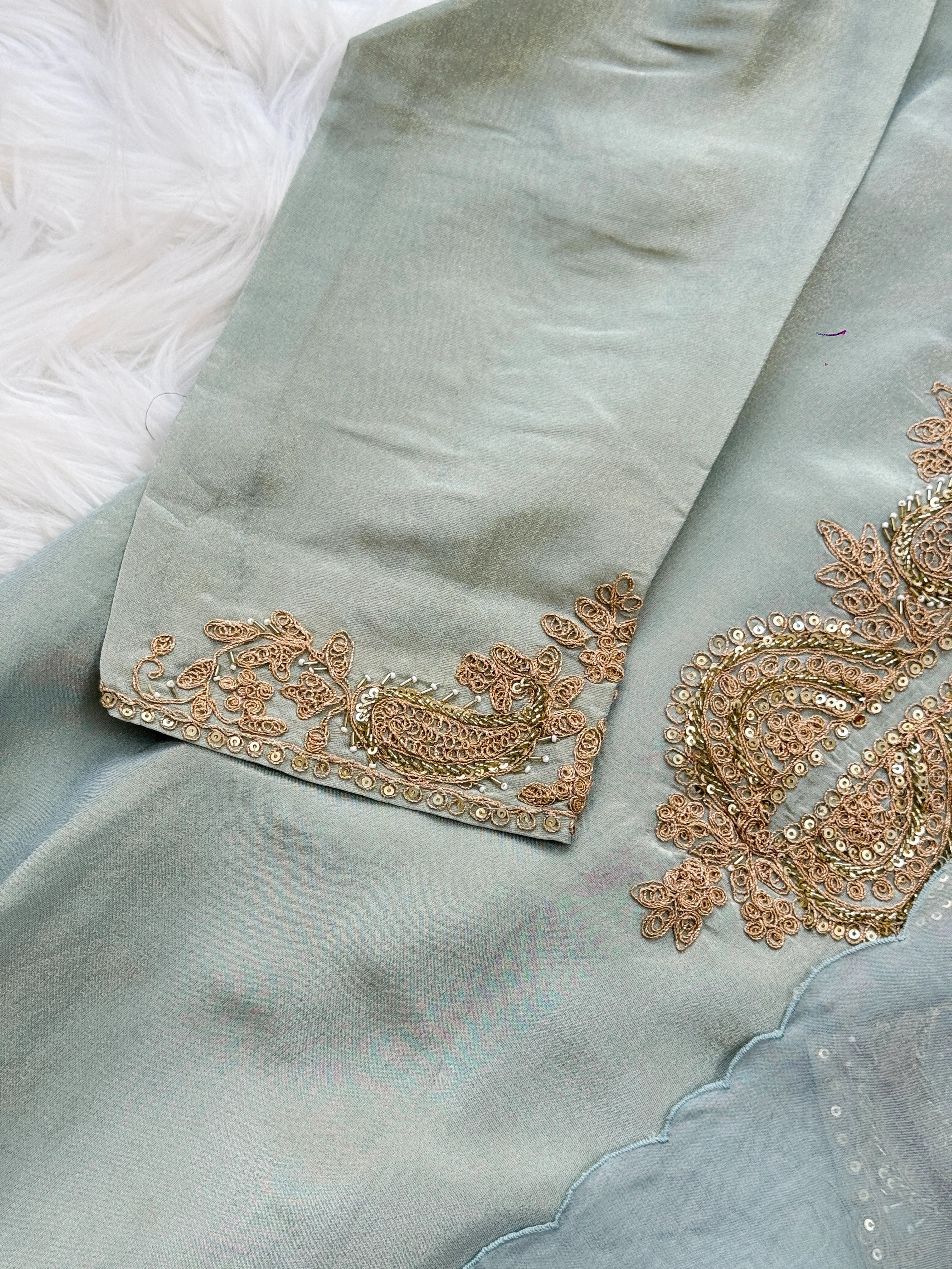 β¨ Tissue Silk Embroidered Suit β¨ - Image 5