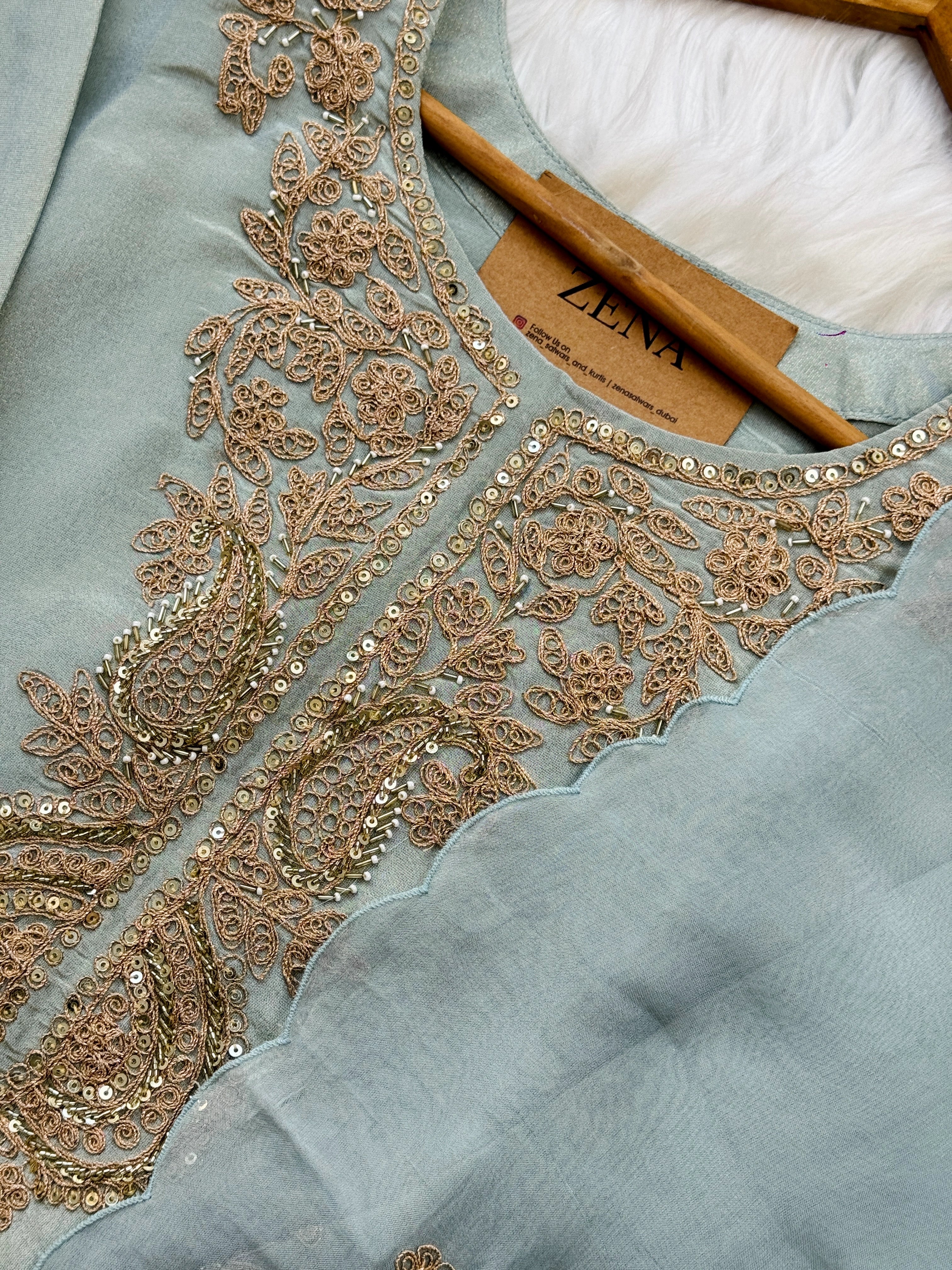 β¨ Tissue Silk Embroidered Suit β¨ - Image 8