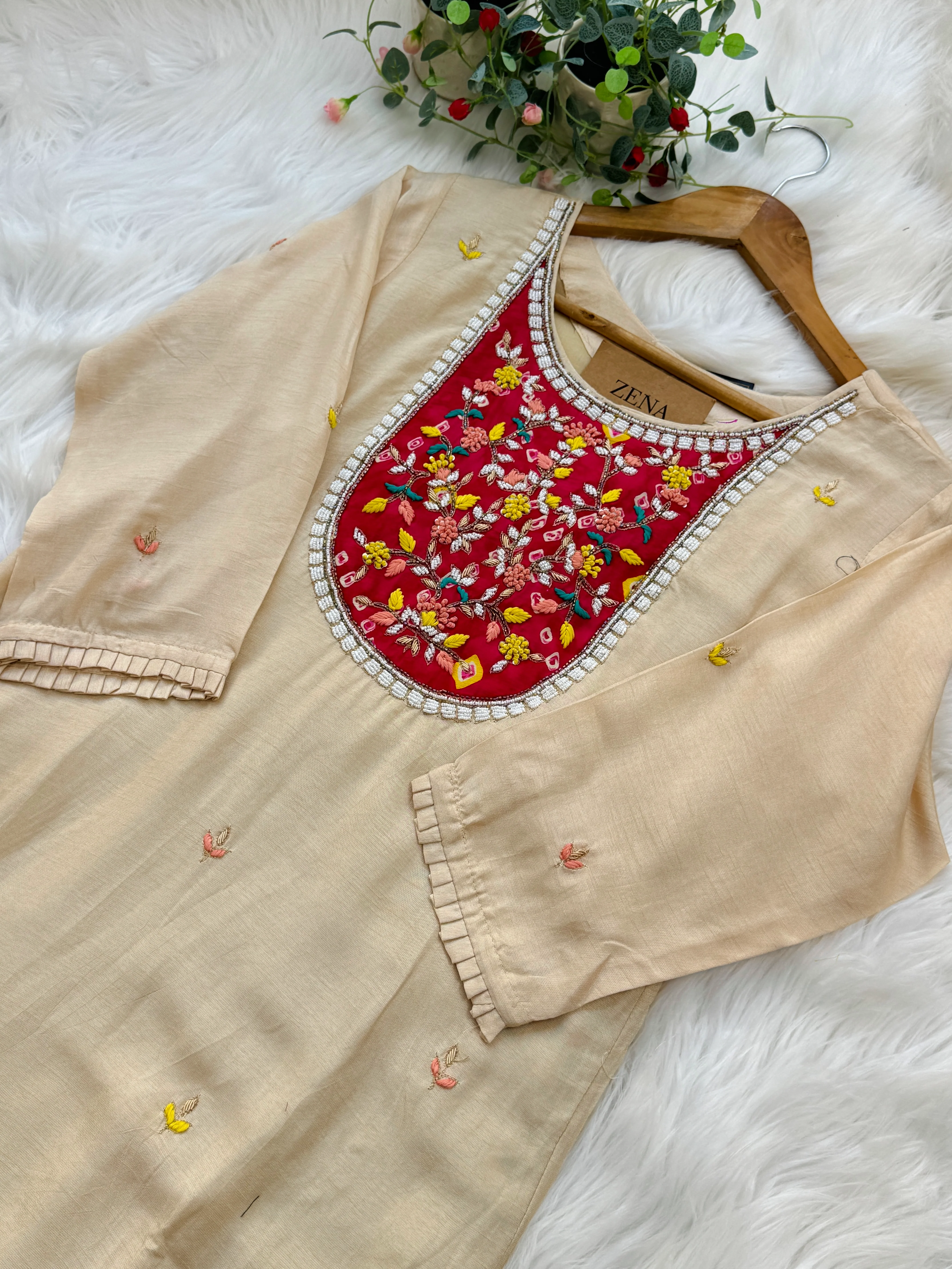 β¨ Tissue Silk Hand Detailed Kurti Set β¨ - Image 3