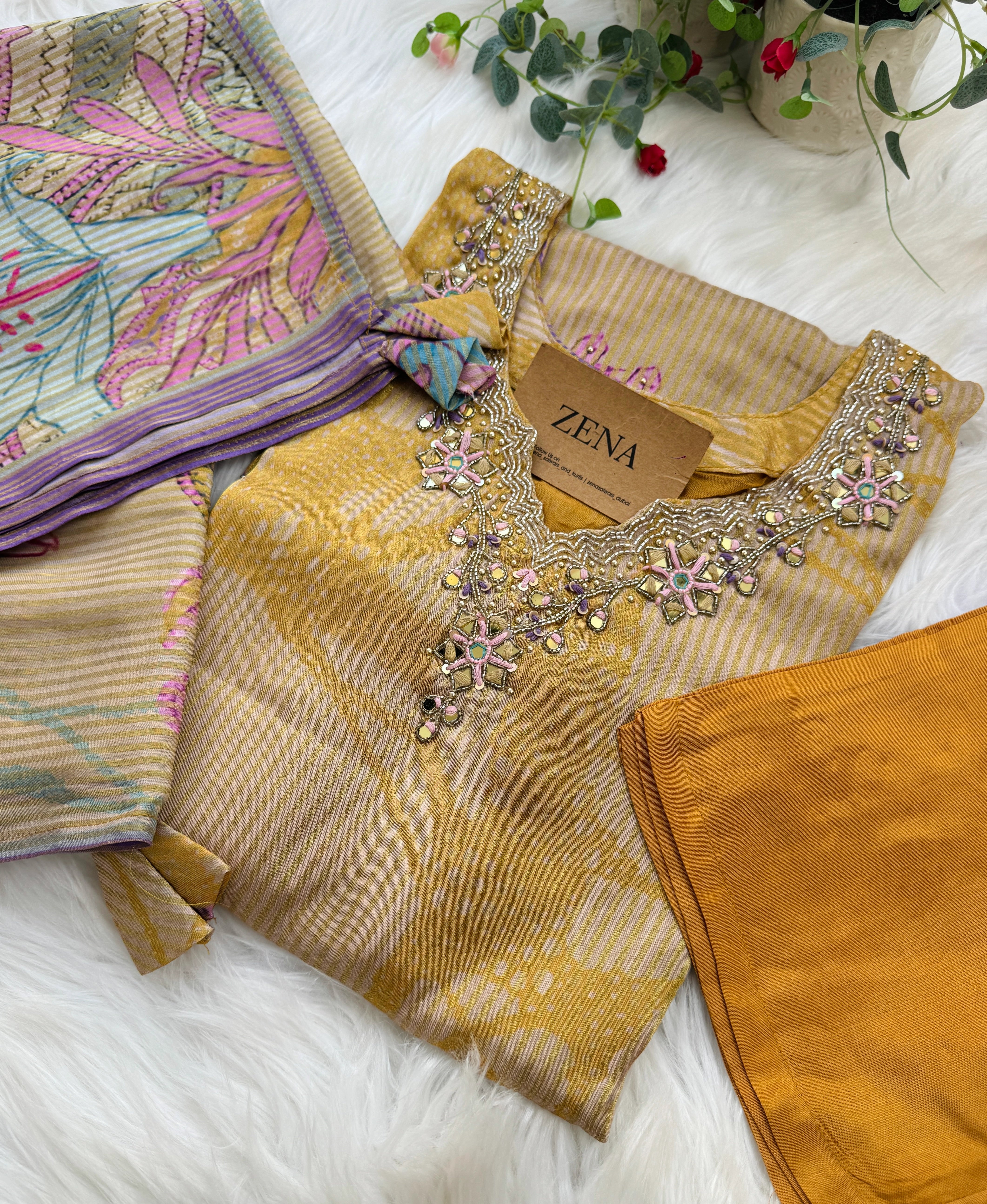 β¨ Tissue Silk Hand Detailed Kurti Set β¨
