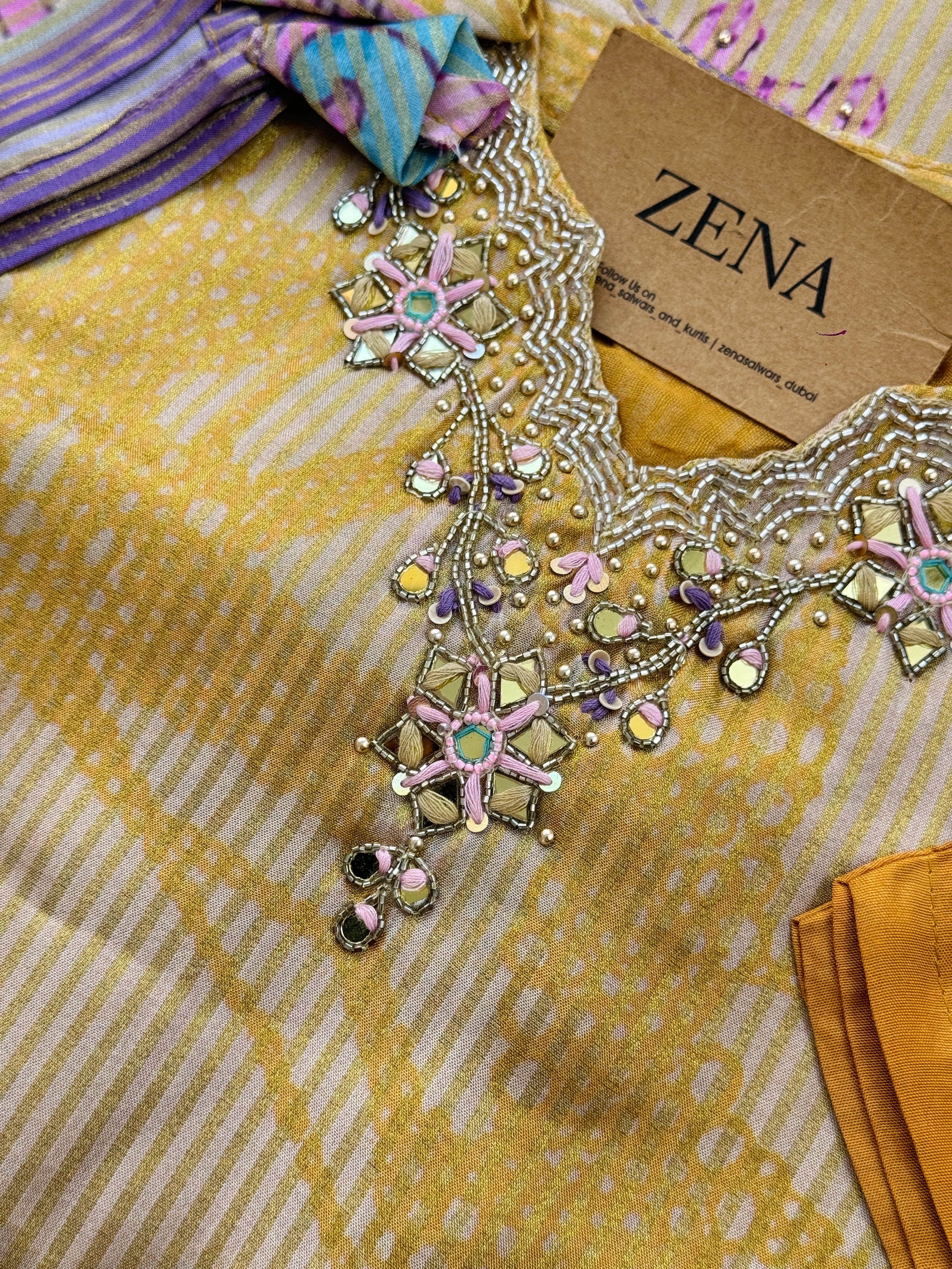 β¨ Tissue Silk Hand Detailed Kurti Set β¨ - Image 3