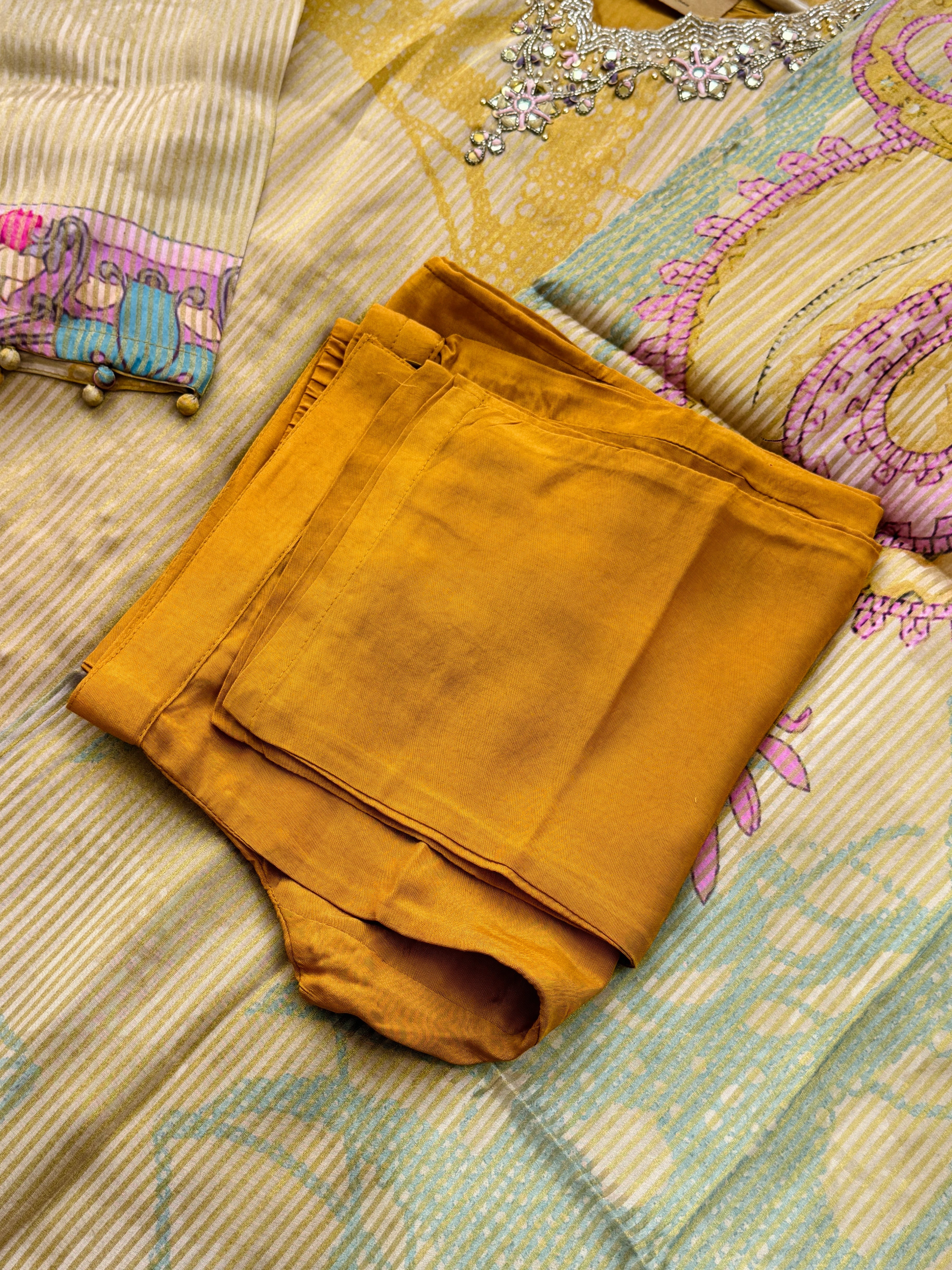 β¨ Tissue Silk Hand Detailed Kurti Set β¨ - Image 6