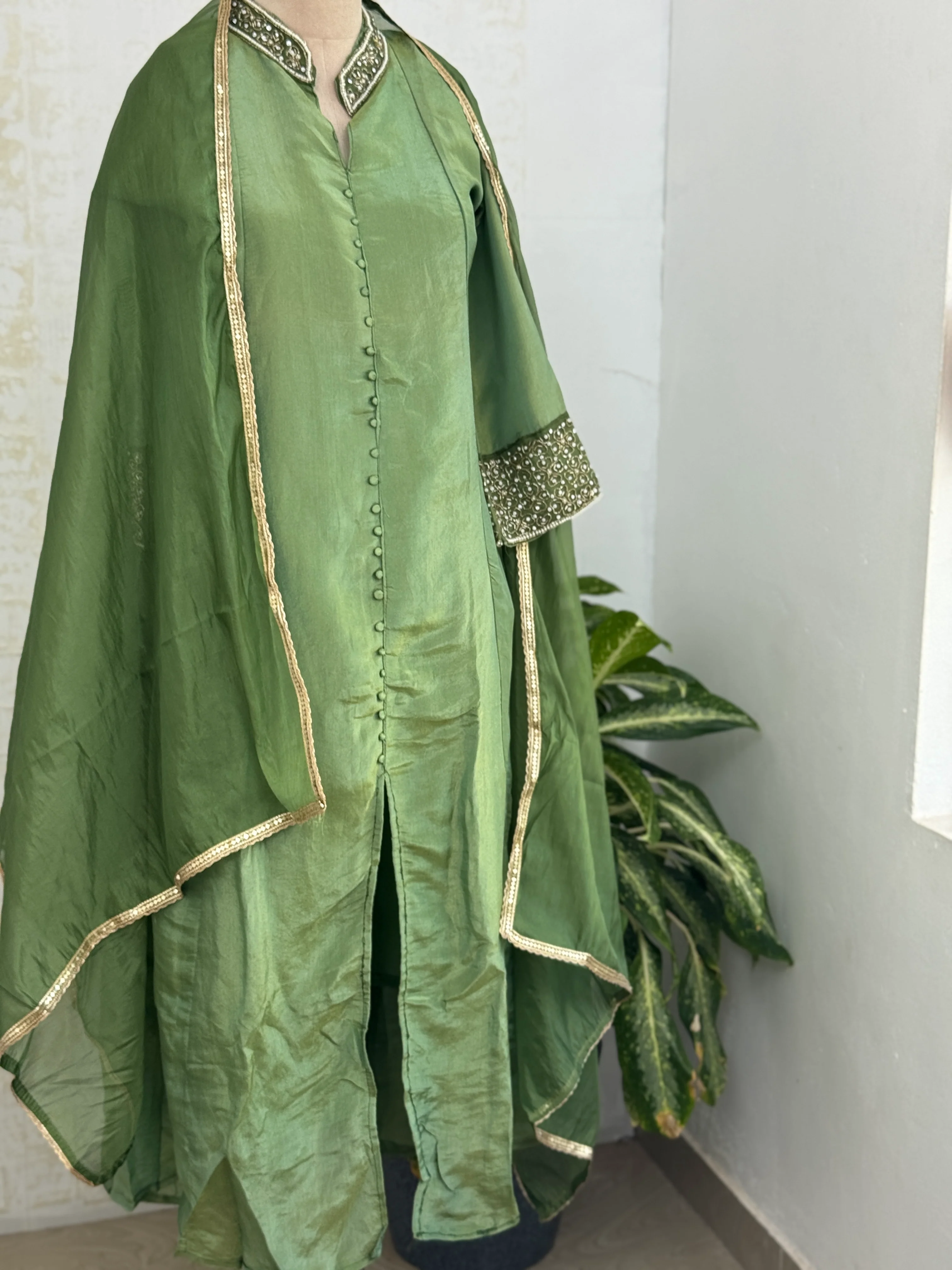 ✨ Tissue Silk Hand Work Kurti Set ✨ - Image 2