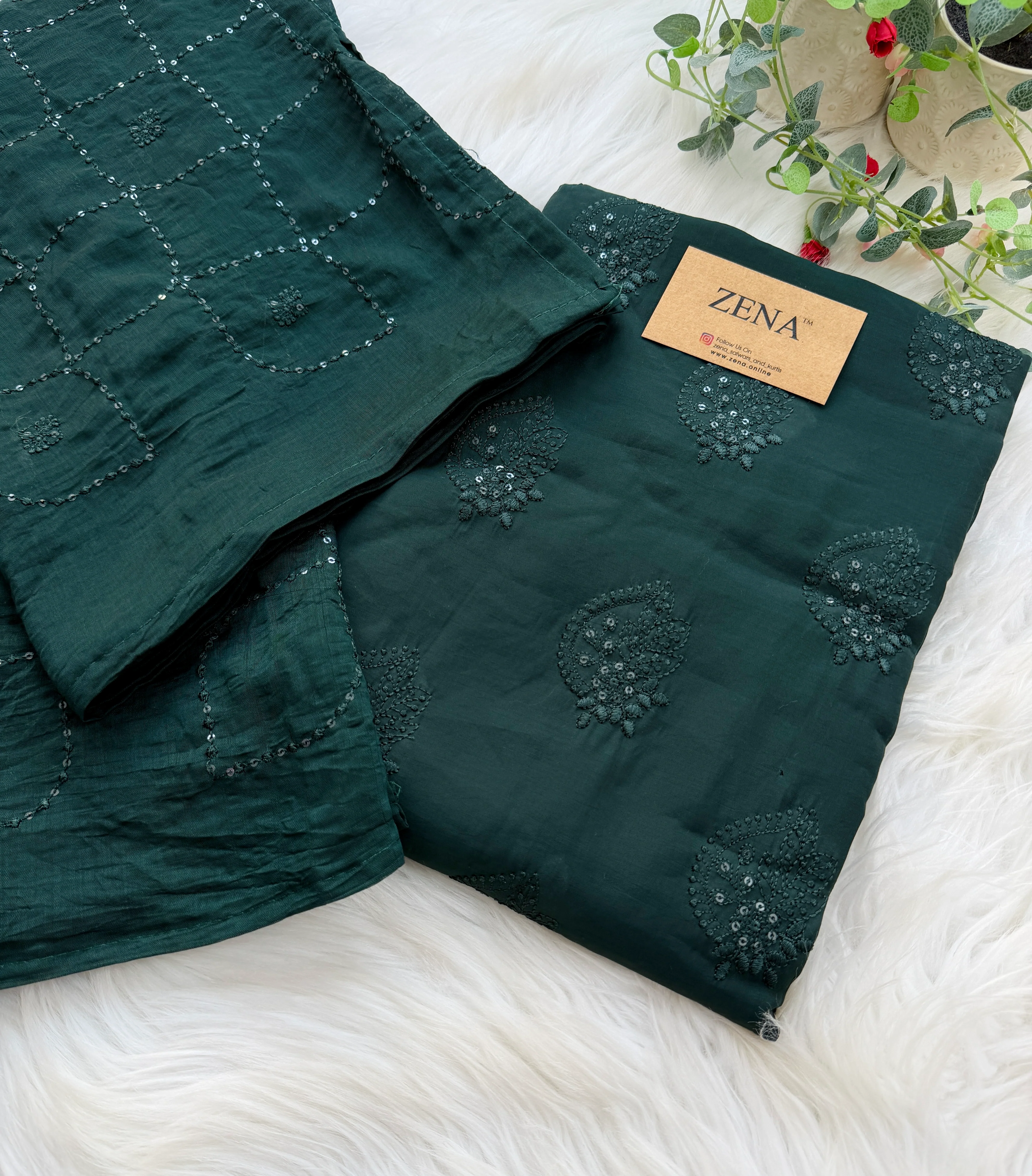 ✨ Unstitched Chanderi Hand Detailed Partywear Suit ✨