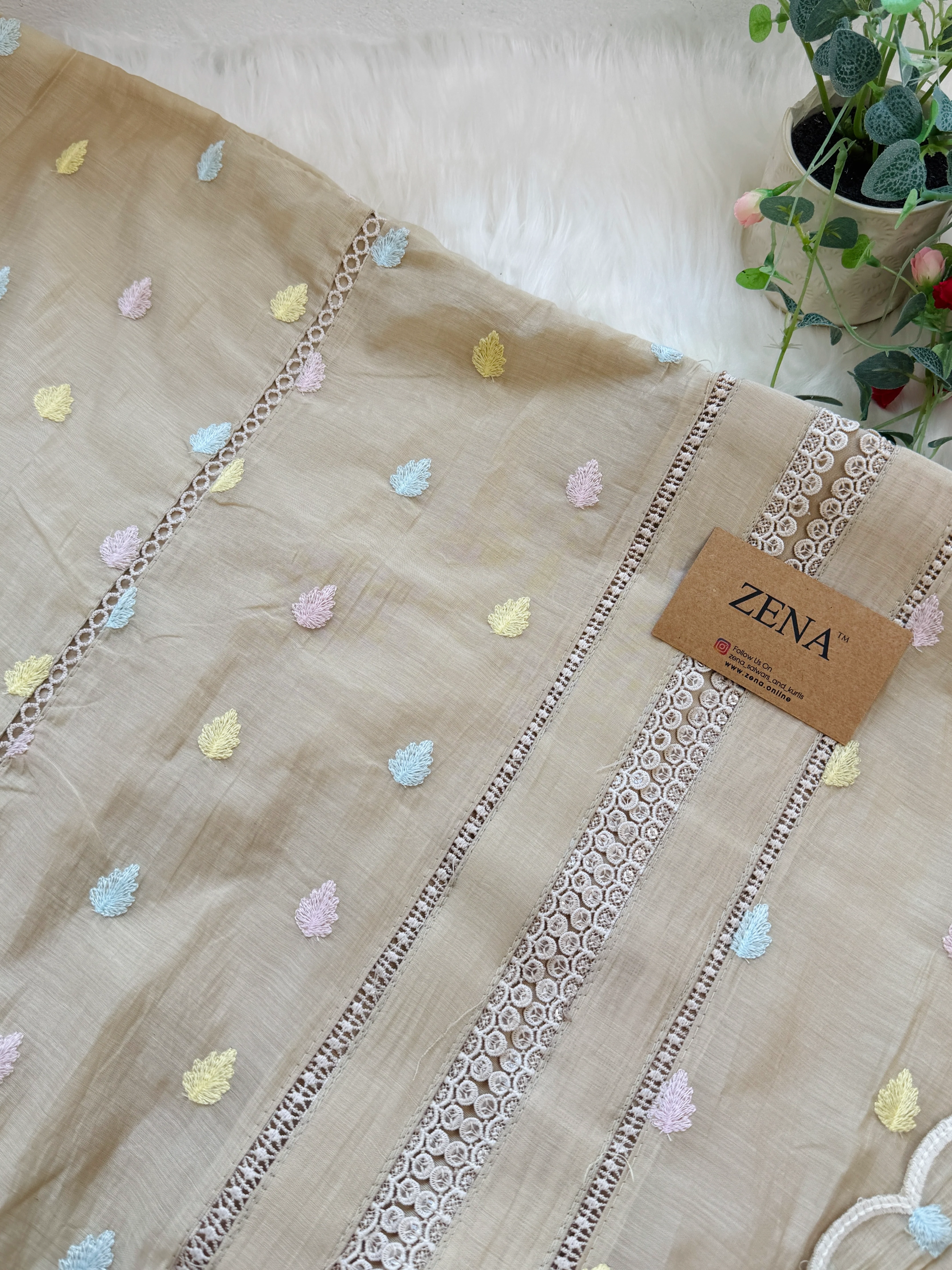 ✨ Unstitched Mul Chanderi Embroidered Suit ✨ - Image 6