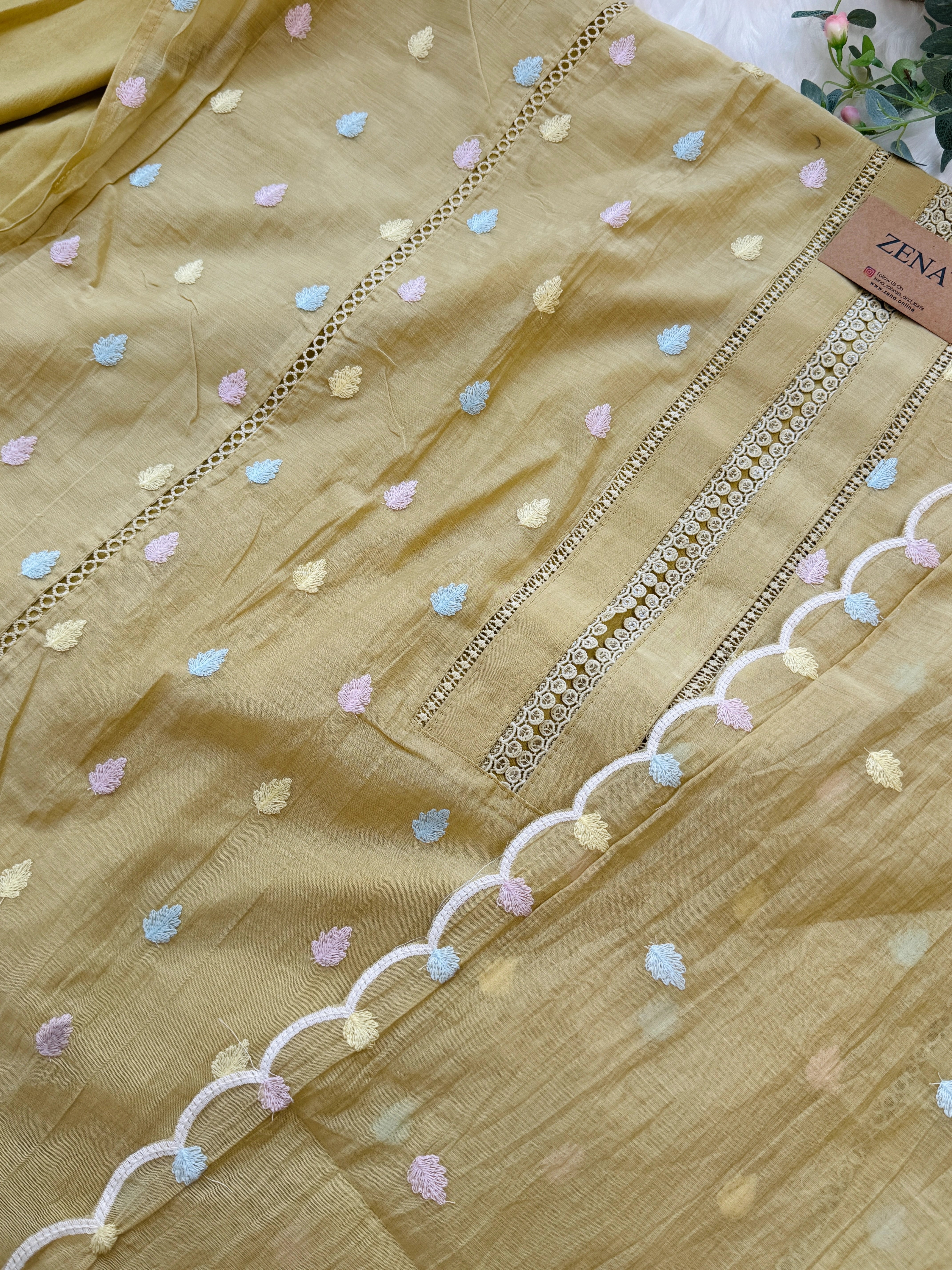 ✨ Unstitched Mul Chanderi Embroidered Suit ✨ - Image 6
