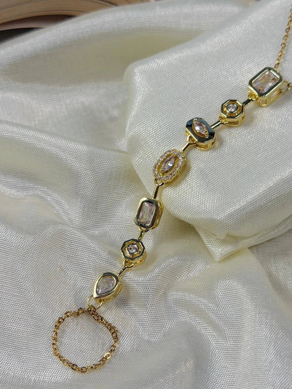 Anti-Tarnish Stainless Steel Hand Chain - Image 3