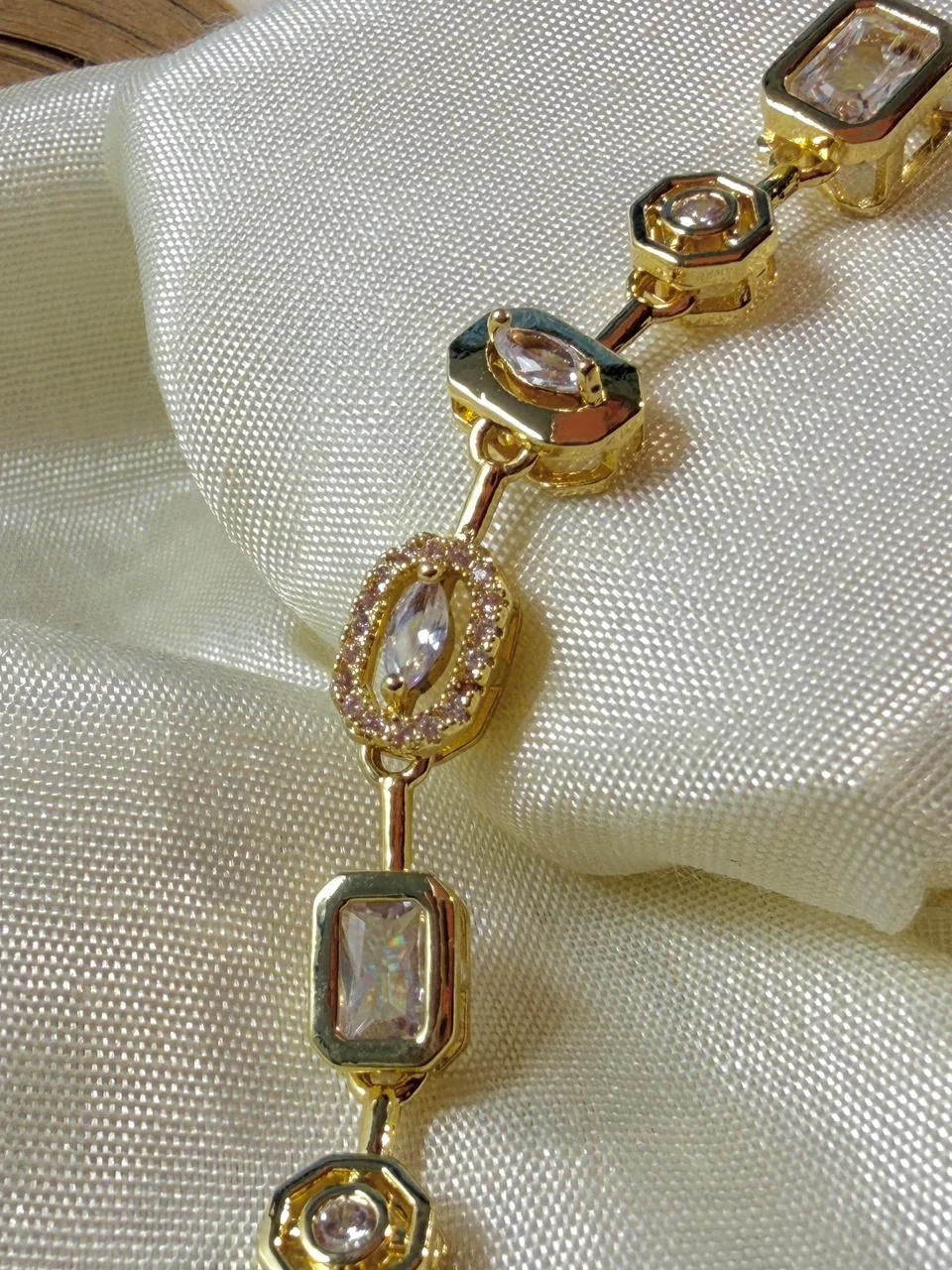 Anti-Tarnish Stainless Steel Hand Chain - Image 4