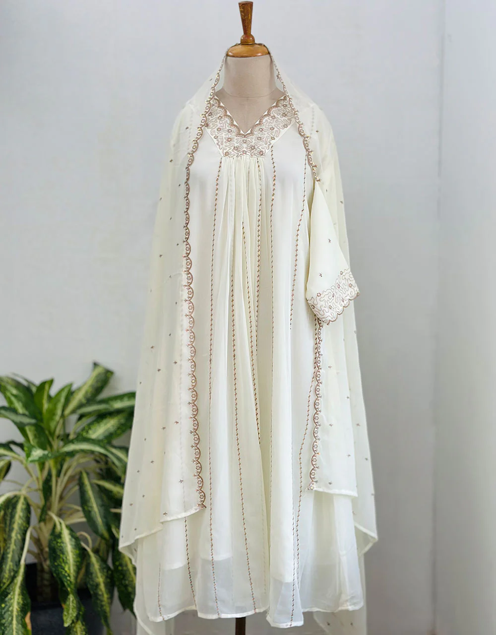 Georgette Anarkali Kurti Set – Timeless Elegance 🌟 - Image 7