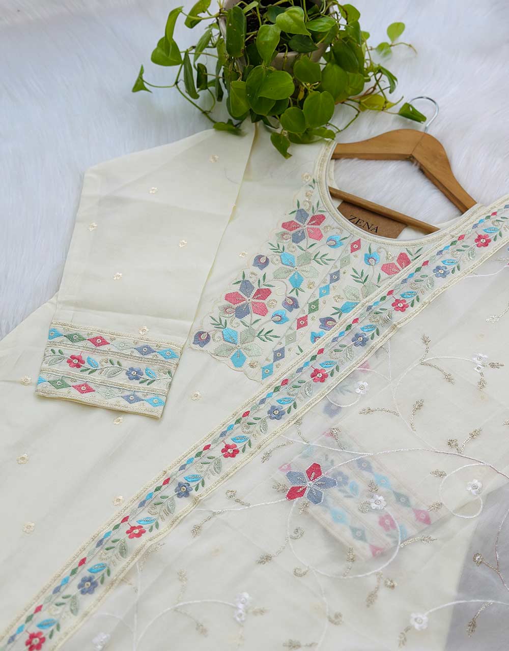Ready-to-Wear Silk Kurti Set with Organza Dupatta โ Timeless Elegance ๐ - Image 2
