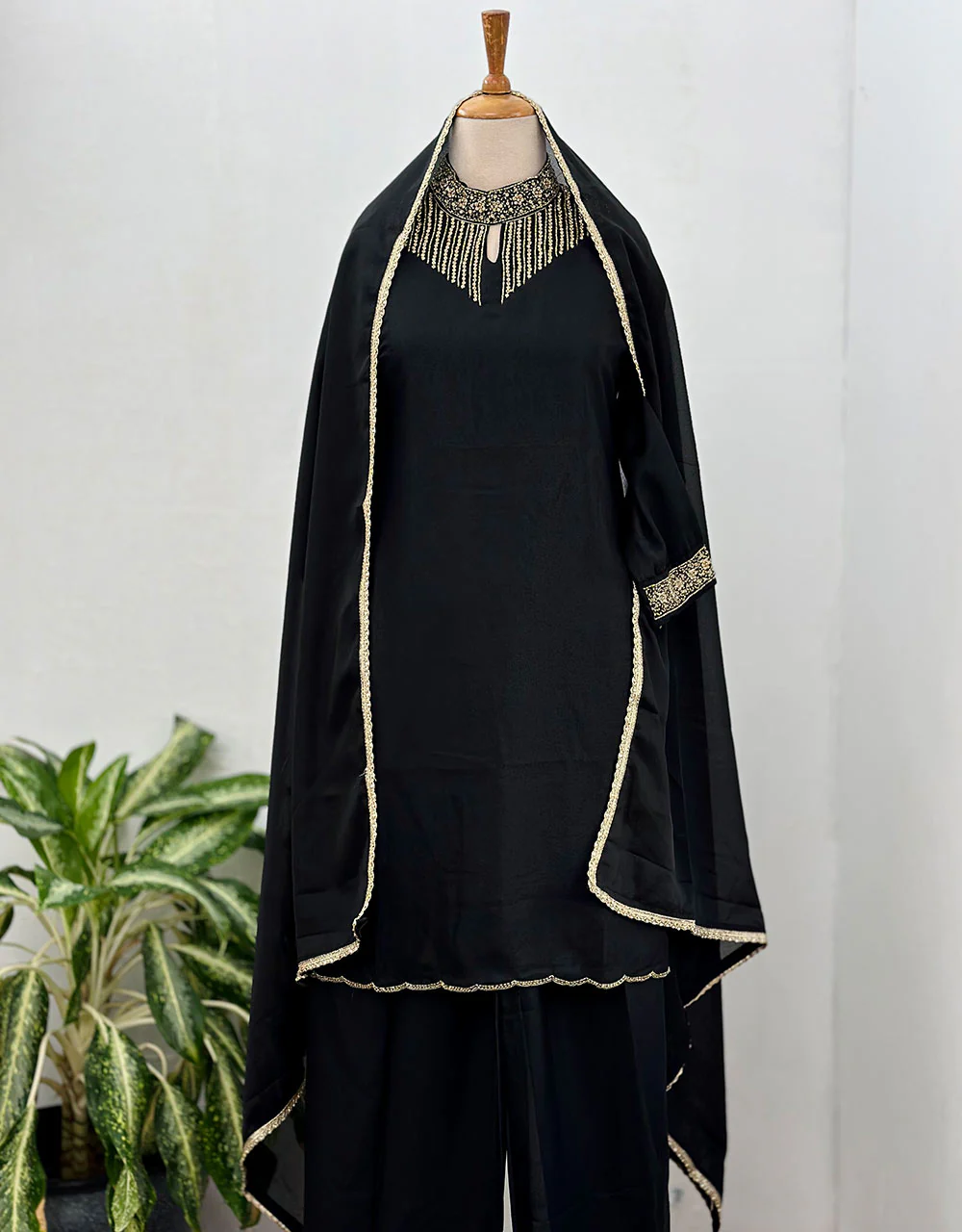 Ready-to-Wear Georgette Sharara Kurti Set โจ - Image 2