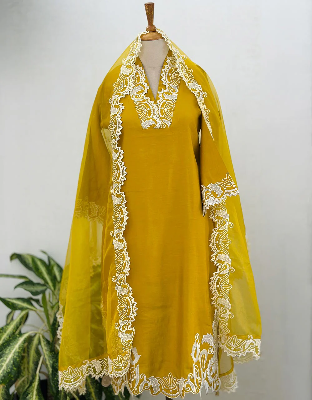 Ready-to-Wear Muslin Kurti Set ๐ - Image 2
