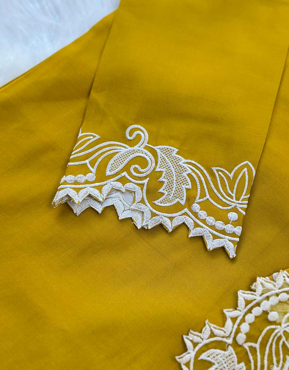 Ready-to-Wear Muslin Kurti Set ๐ - Image 4