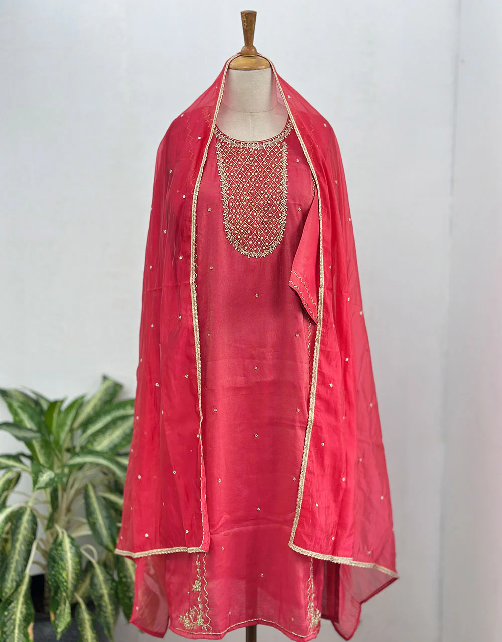Georgette Ready-to-Wear Handwork Suit β Timeless Elegance & Craftsmanship β¨ - Image 8