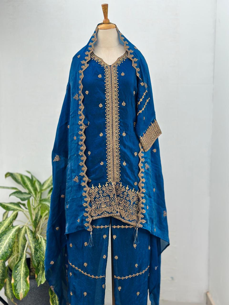 Ready-to-Wear Shimmer Silk Kurti Set β Effortless Glamour & Luxe Appeal β¨ - Image 12