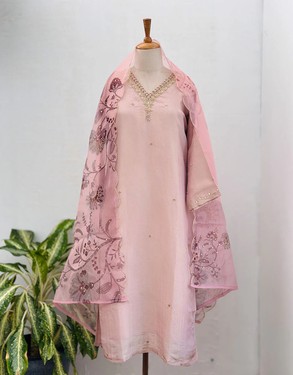 Tissue Silk Ready-to-Wear Hand Work Kurti Set β¨ - Image 2