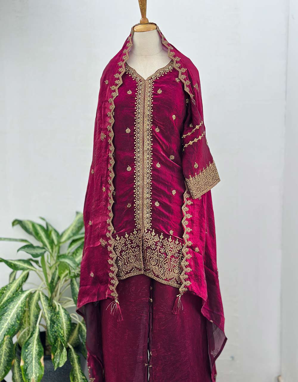 Ready-to-Wear Hand Work Kurti Set with Palazzo Pant โจ - Image 2