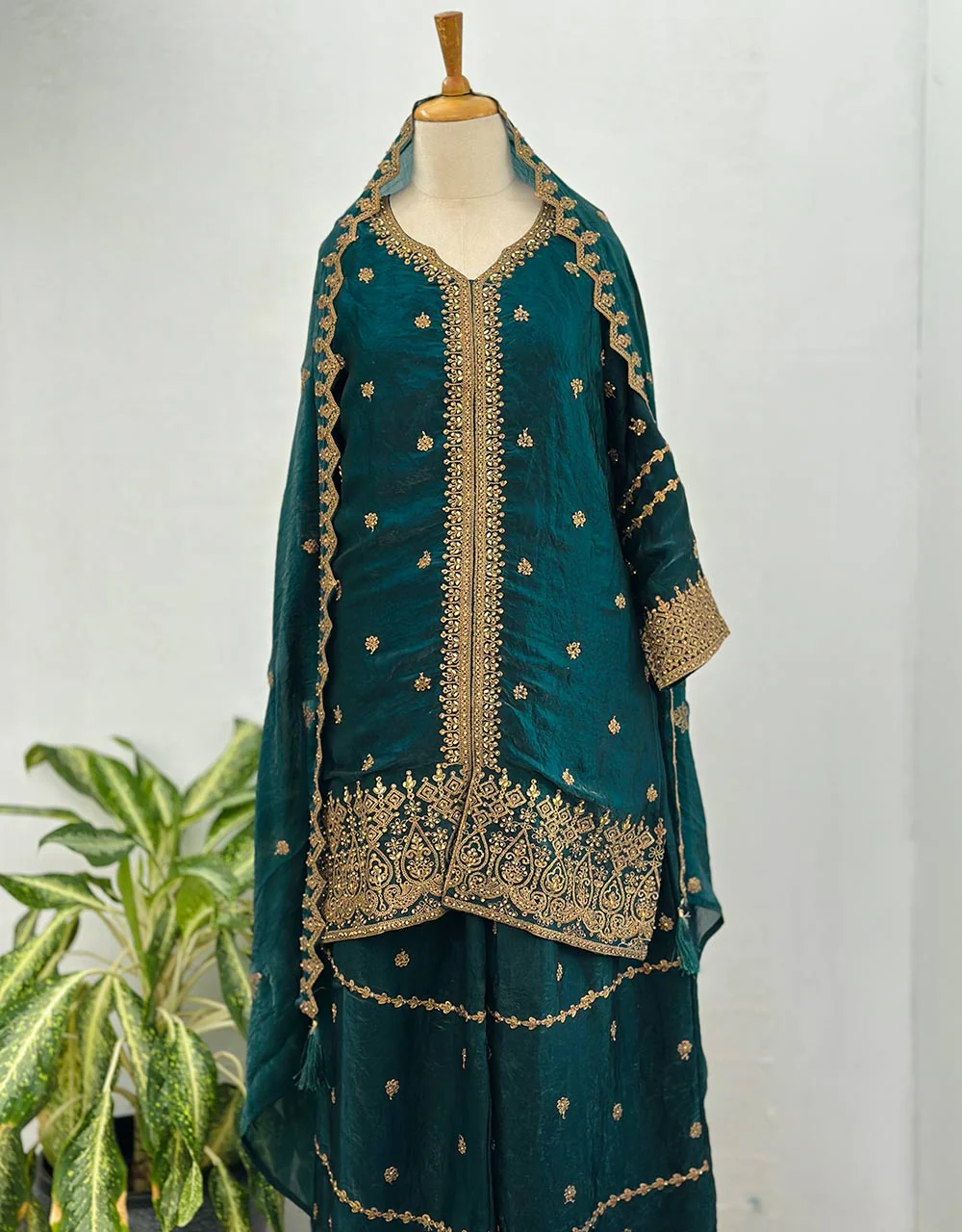Ready-to-Wear Hand Work Kurti Set with Palazzo Pant โจ - Image 9