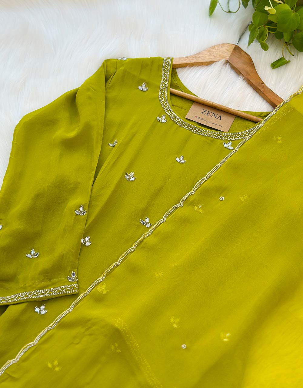 Pure Crepe Handwork Party Wear Suit ๐
