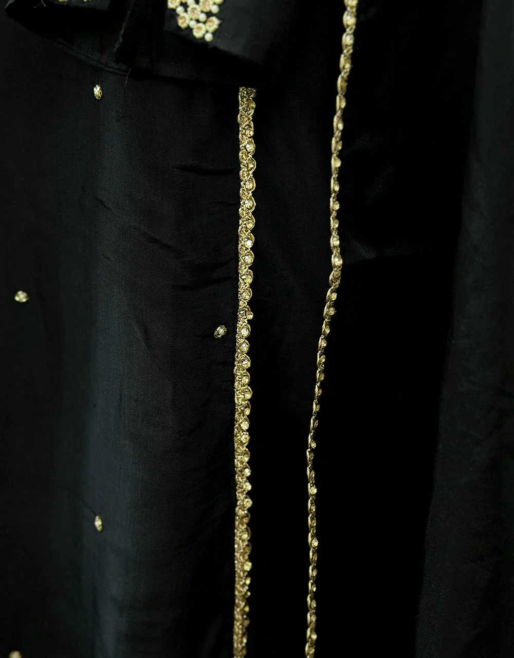 Pure Crepe Silk Handwork Party Wear Suit - Luxe Elegance 🌟 - Image 4