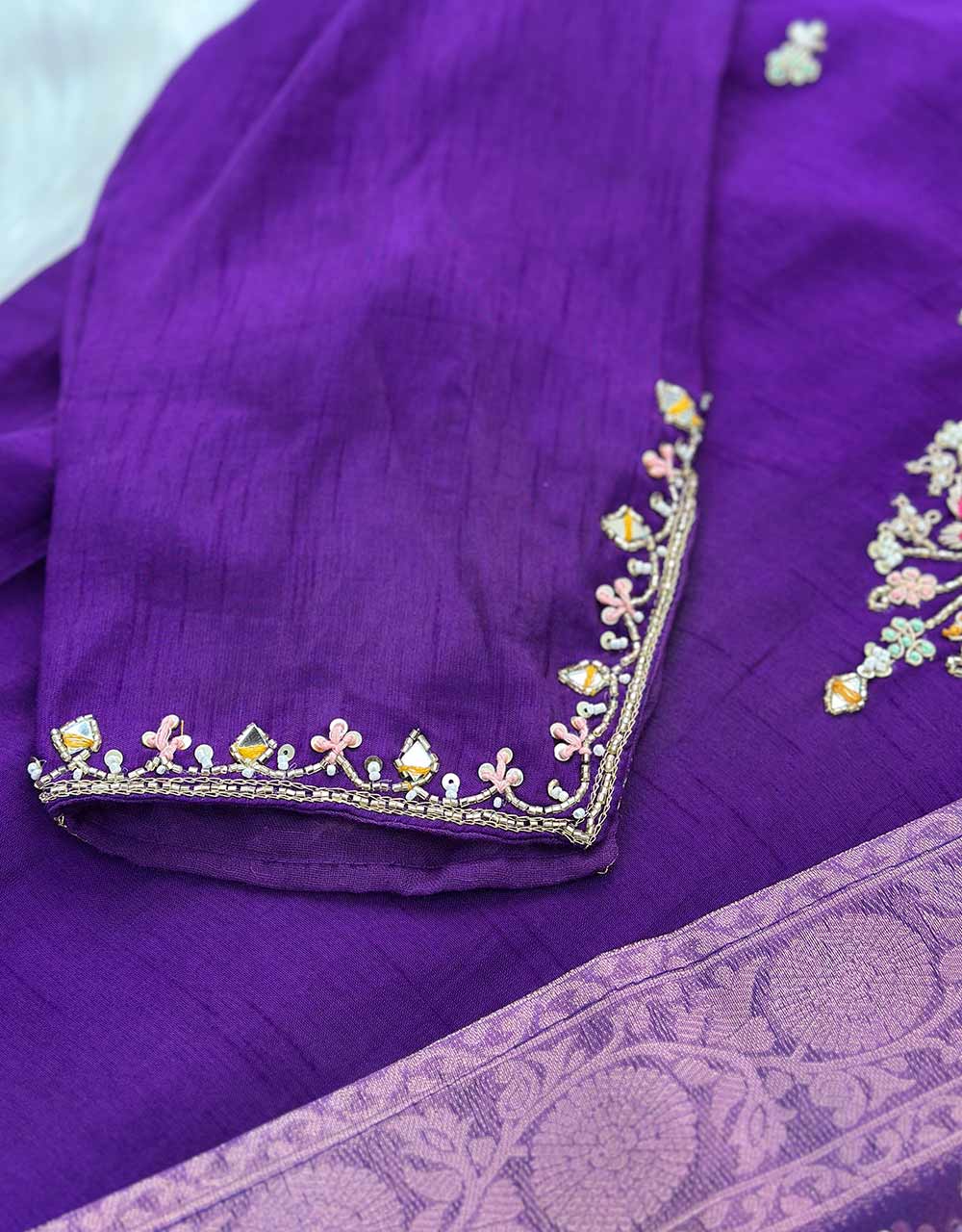 Pure Dola Silk Ready-to-Wear Kurti Set with Organza Dupatta & Banarasi Border - Luxurious Charm ✨ - Image 4