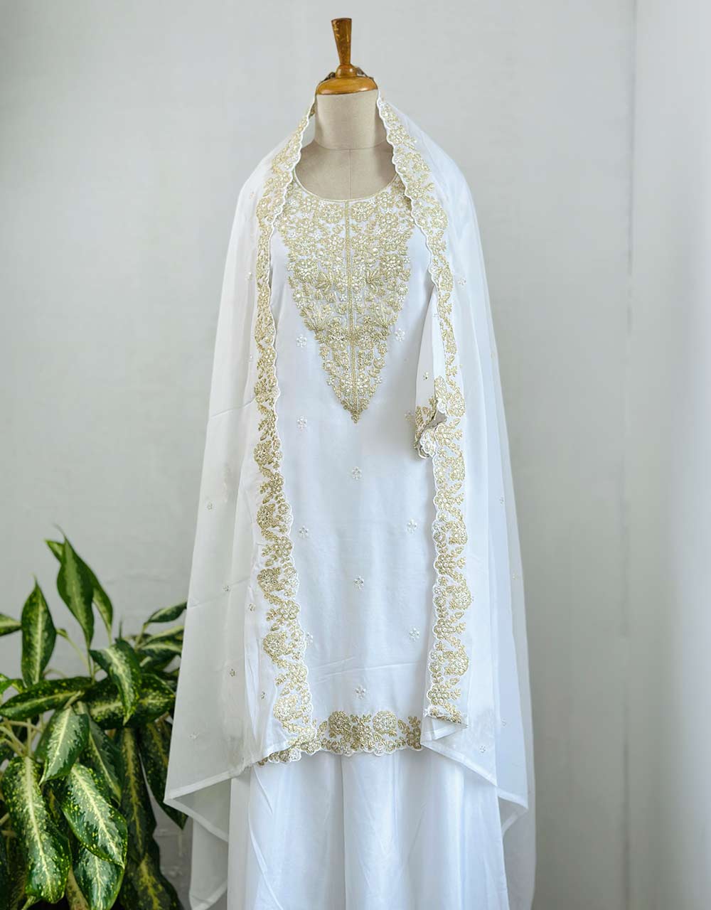 Chinnon Ready-to-Wear Kurti Set β Effortless Elegance π - Image 7