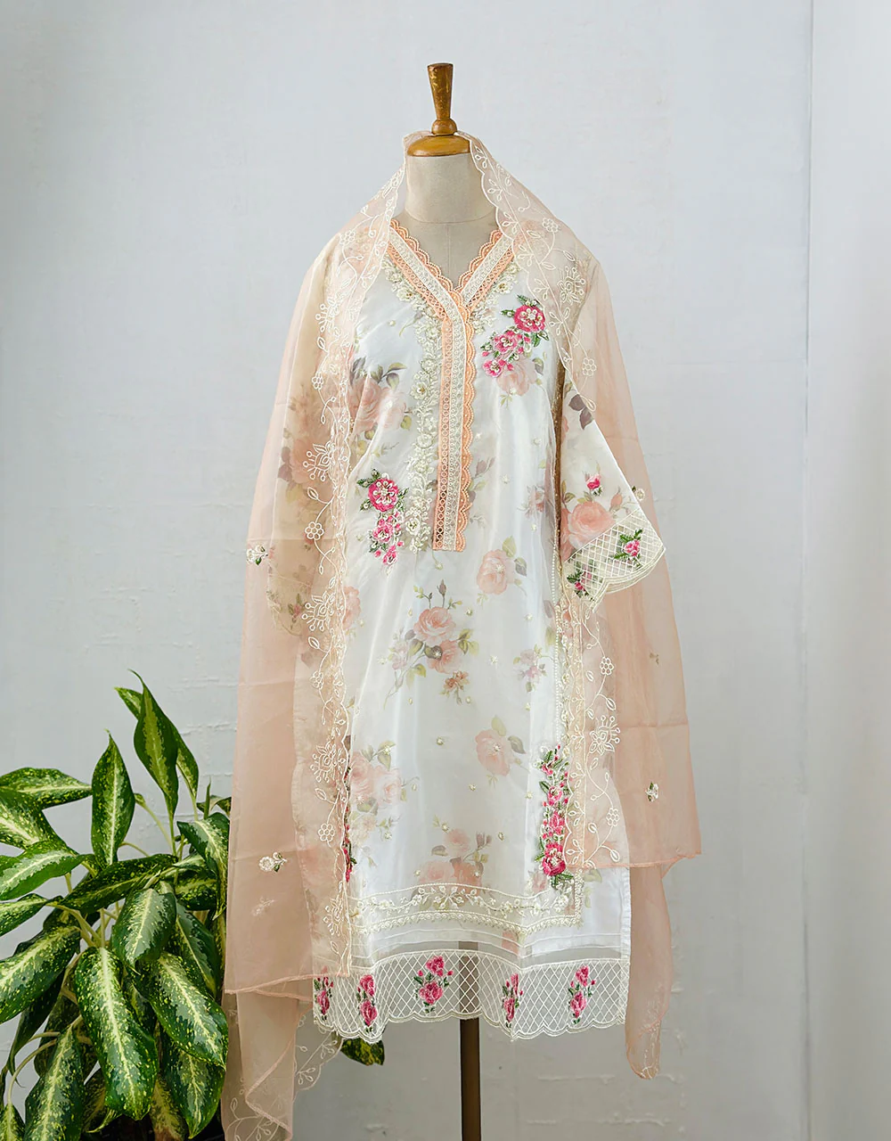 Elegant Ready-to-Wear Organza Kurti Set ๐ - Image 8