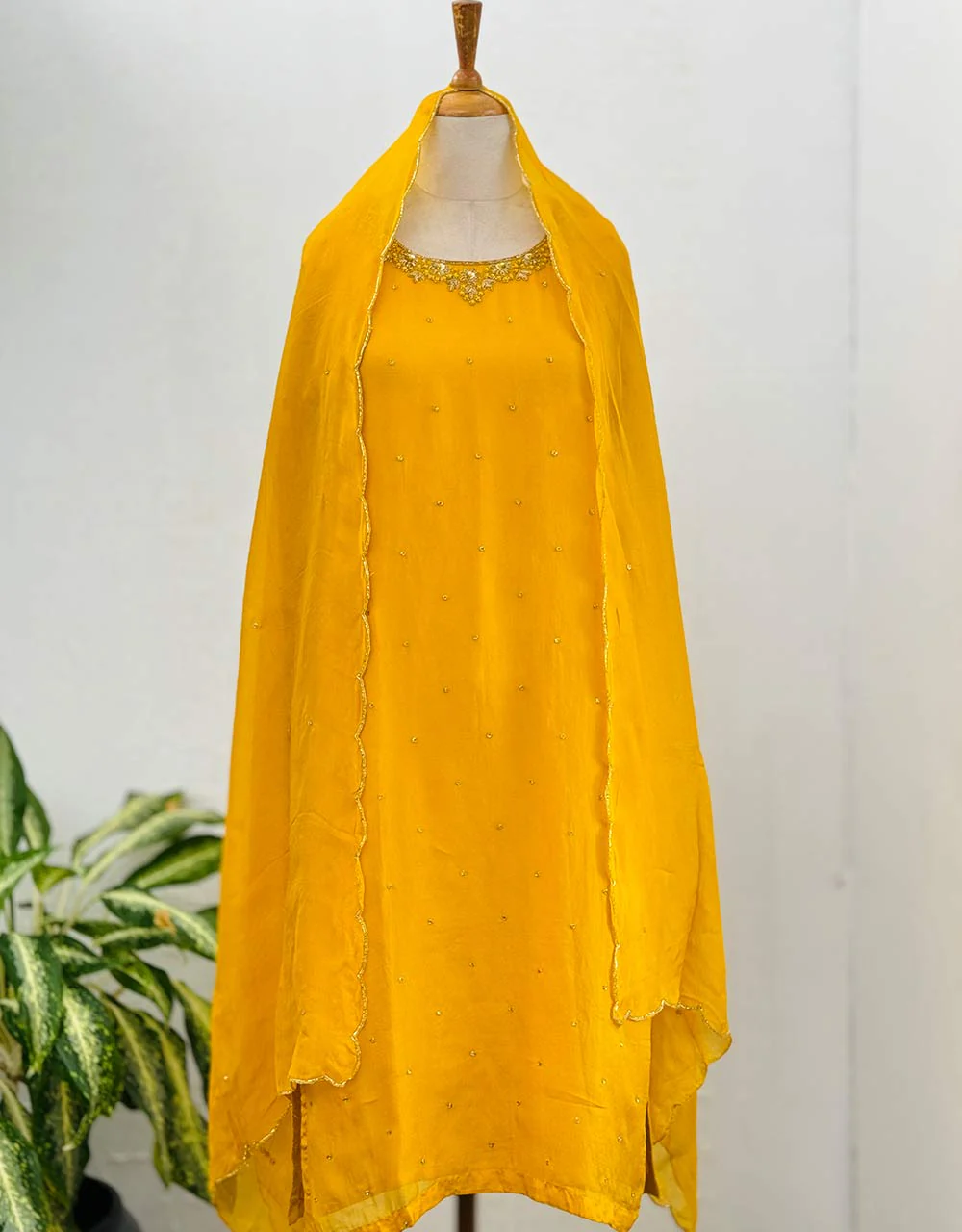 Ready-to-Wear Hand Work Kurti Set - Effortless Elegance ๐ - Image 2