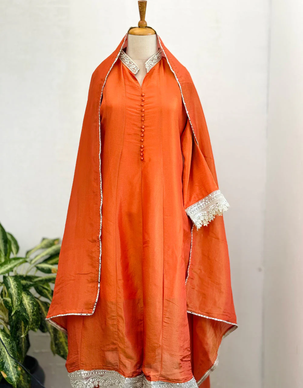 Ready-to-Wear Tissue Silk Kurti Set โจ - Image 2