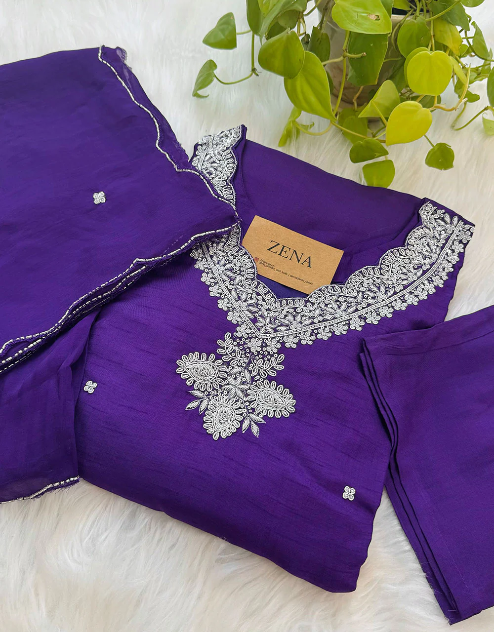 Dola Silk Ready-to-Wear Handwork Kurti Set โ Timeless Elegance & Grace โจ - Image 4