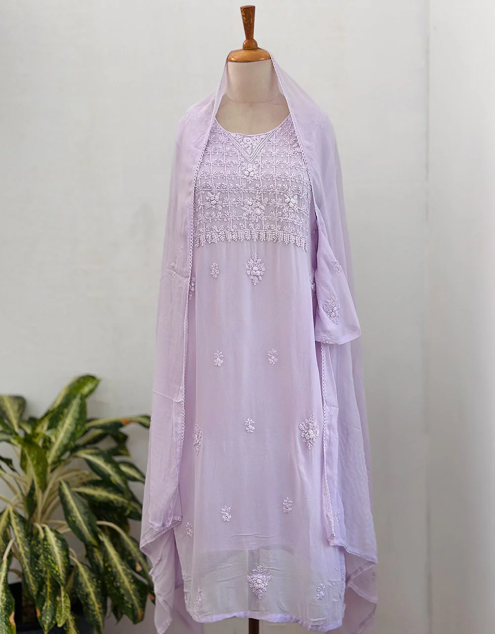 Ready-to-Wear Chinnon Chikankari Kurti Set ๐ - Image 6