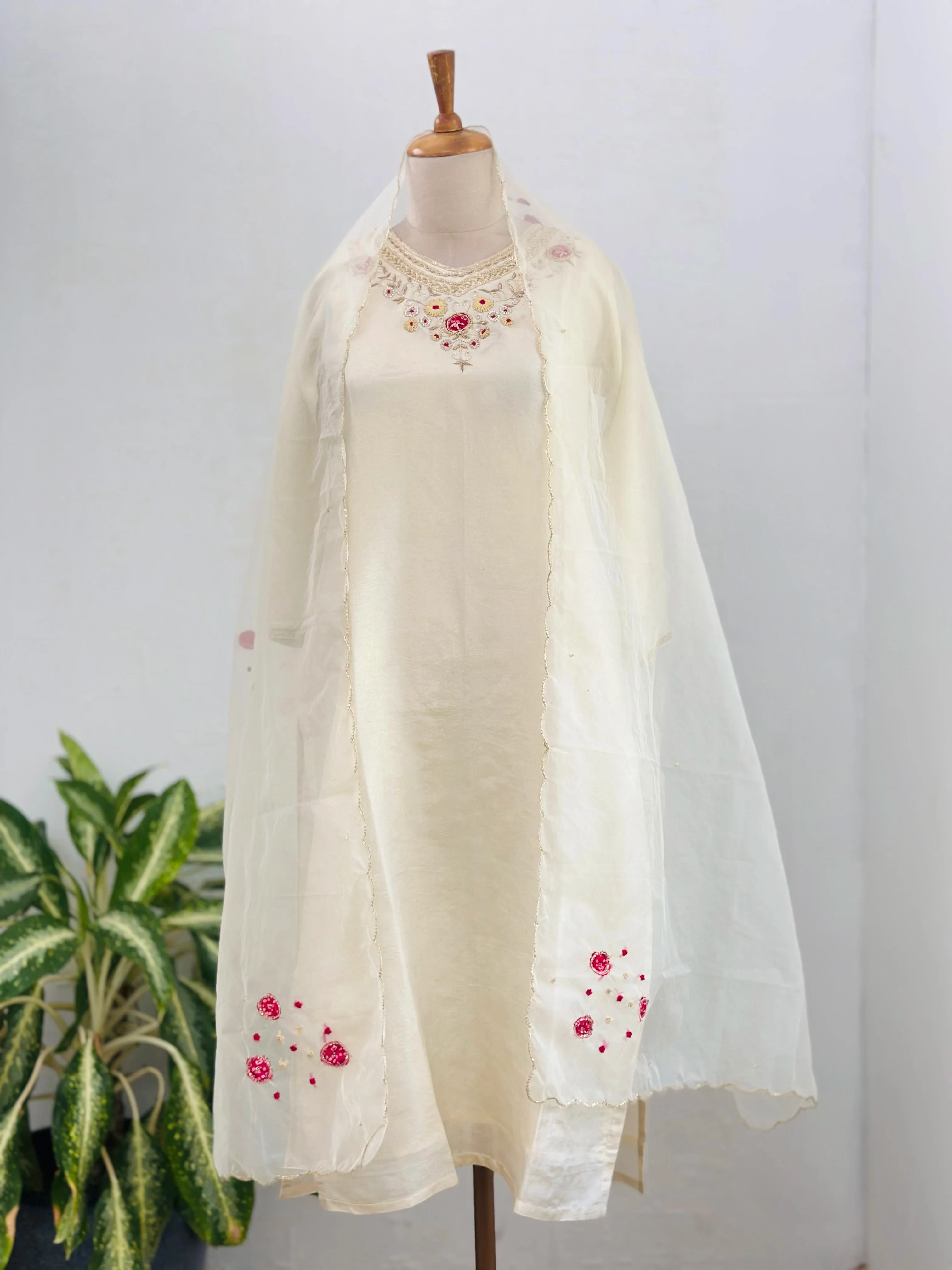 Crepe Silk Handwork Kurti Set with Organza Dupatta – Grace in Every Detail - Image 3