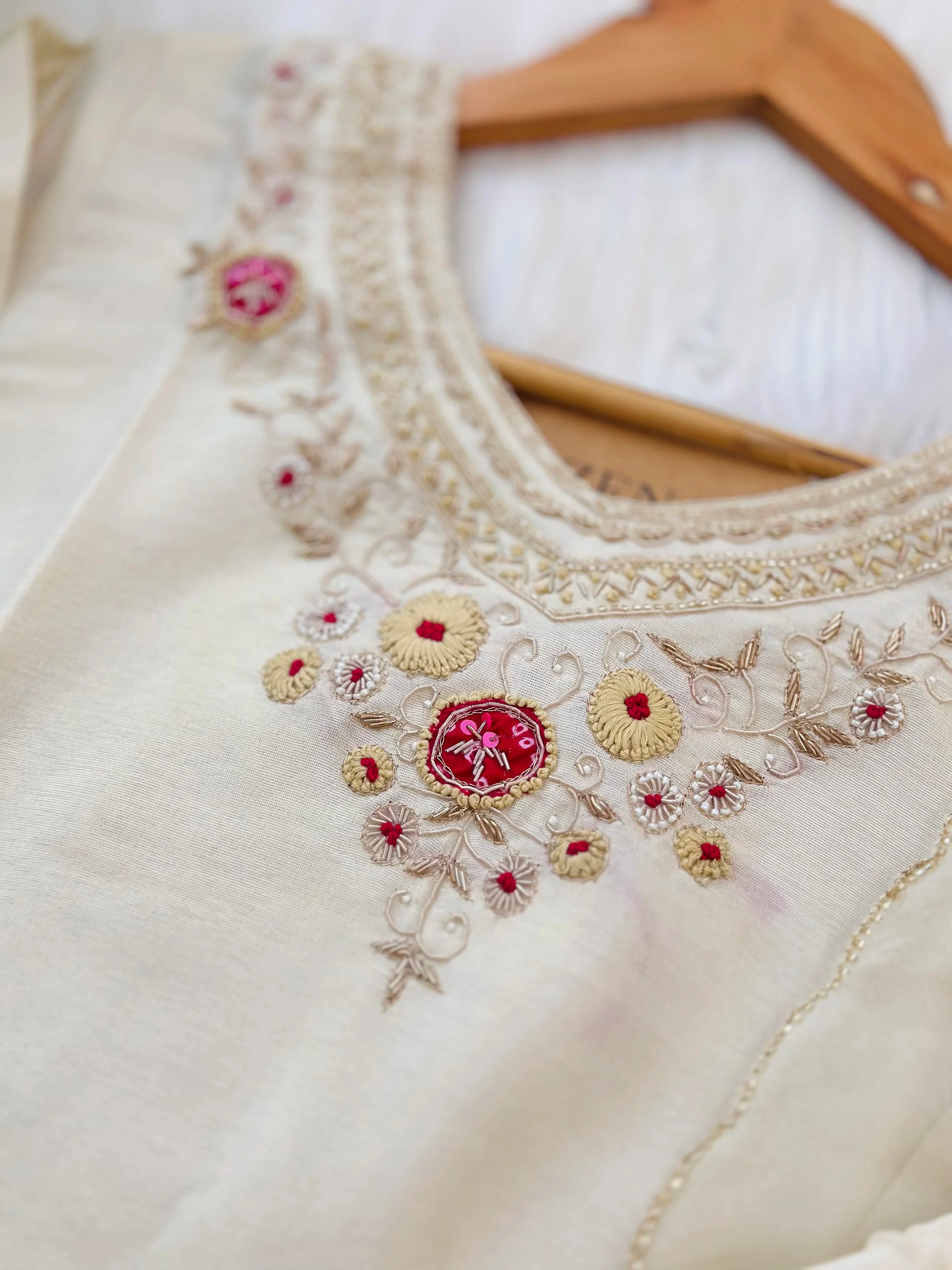 Crepe Silk Handwork Kurti Set with Organza Dupatta – Grace in Every Detail - Image 4