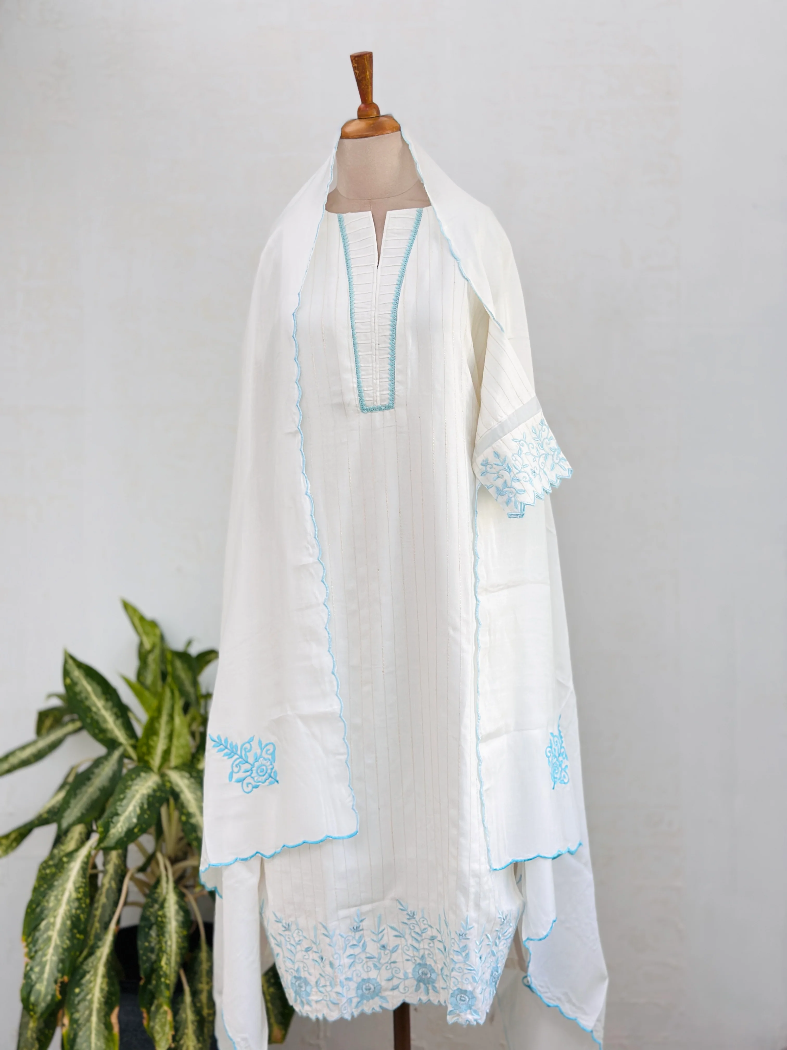 Ready-to-Wear Pure Cotton Kurti Set โ Breathable Comfort & Timeless Elegance ๐ฟ - Image 8