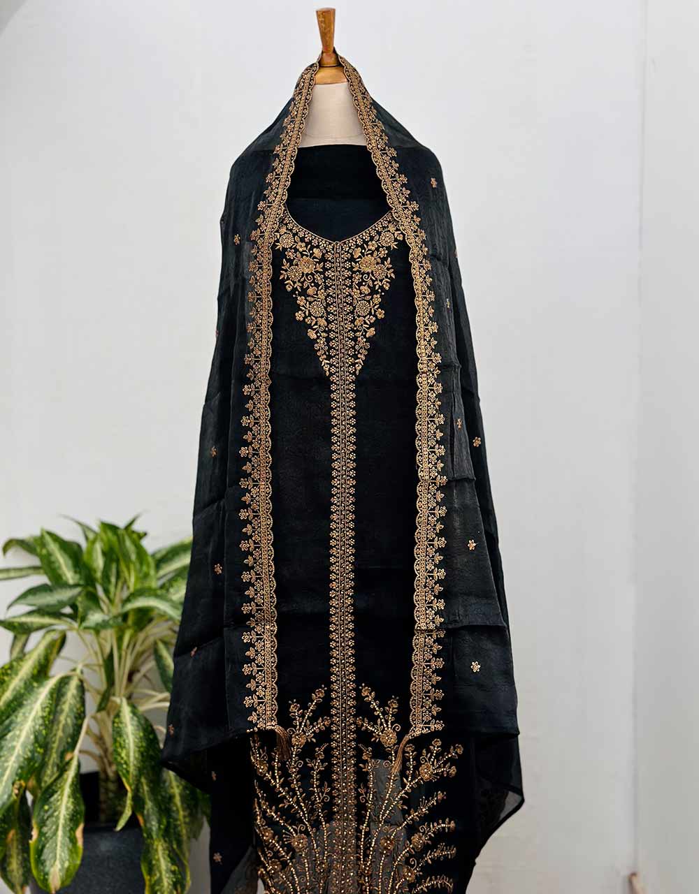 Unstitched Shimmer Party Wear Kurti Set โจ - Image 6