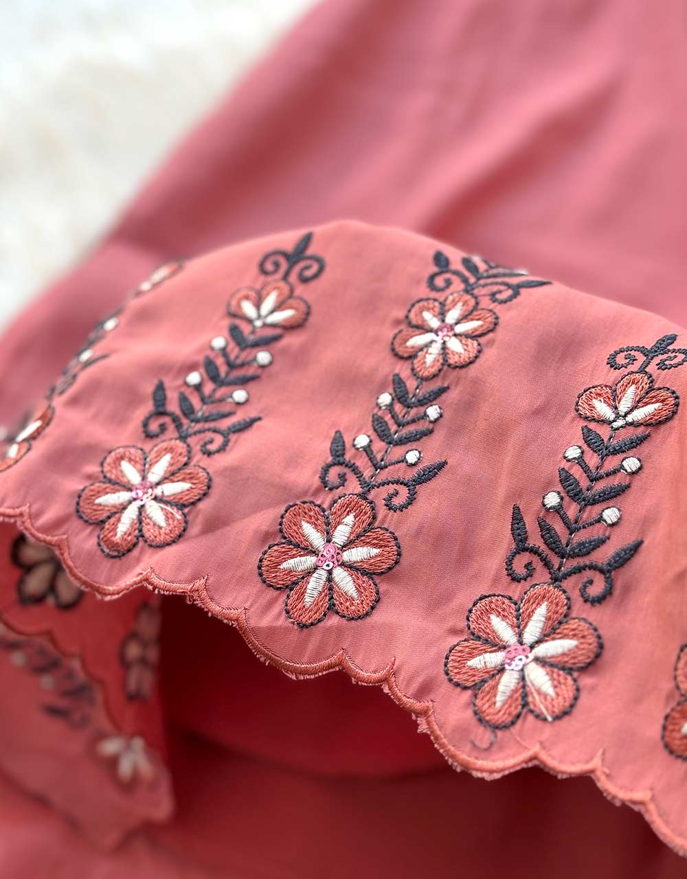 Ready-to-Wear Kurti Set - Elegant Comfort 🌟 - Image 6
