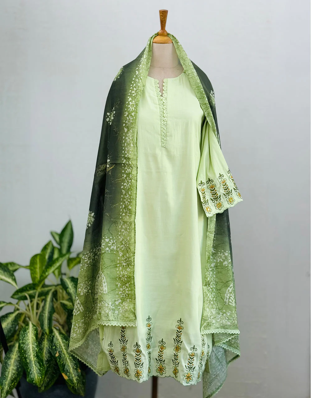 Ready-to-Wear Kurti Set - Elegant Comfort 🌟 - Image 8