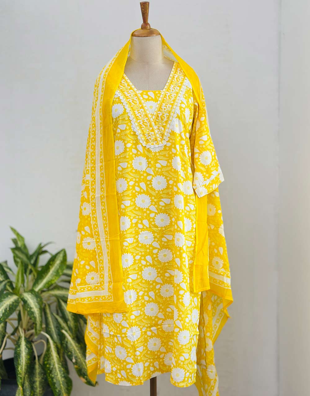 Timeless Comfort β READY TO WEAR PURE COTTON KURTI SET β¨ - Image 2