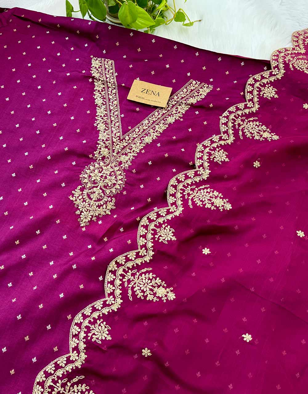 Dola Silk Unstitched Party Wear Suit with Organza Dupatta β Luxurious Elegance & Grace β¨
