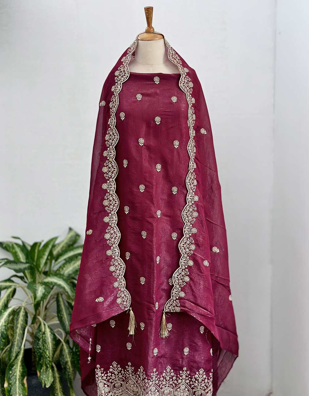 Unstitched Shimmer Silk Party Wear Suit β Glamorous Elegance & Luxe Appeal β¨ - Image 2