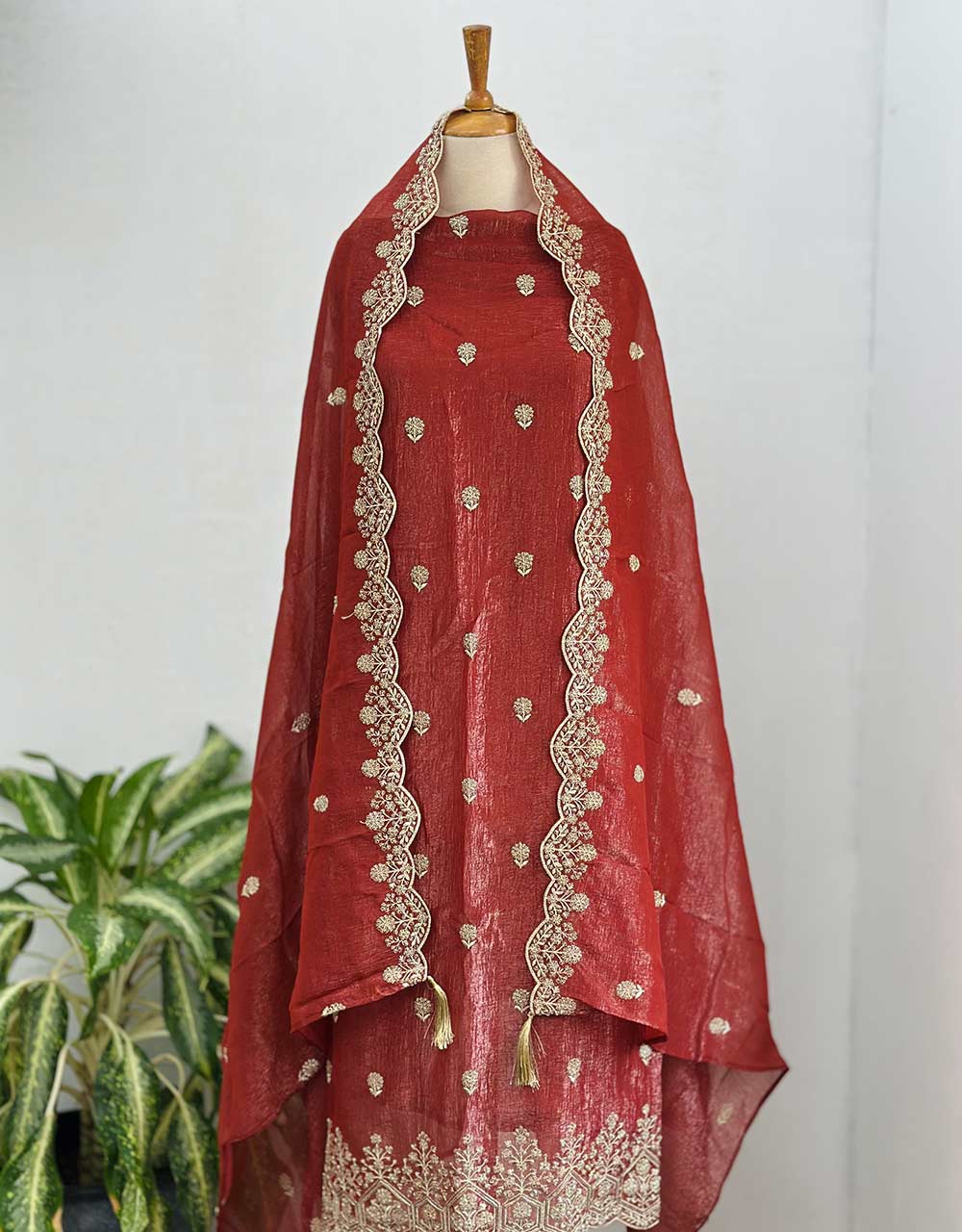 Unstitched Shimmer Silk Party Wear Suit β Glamorous Elegance & Luxe Appeal β¨ - Image 7