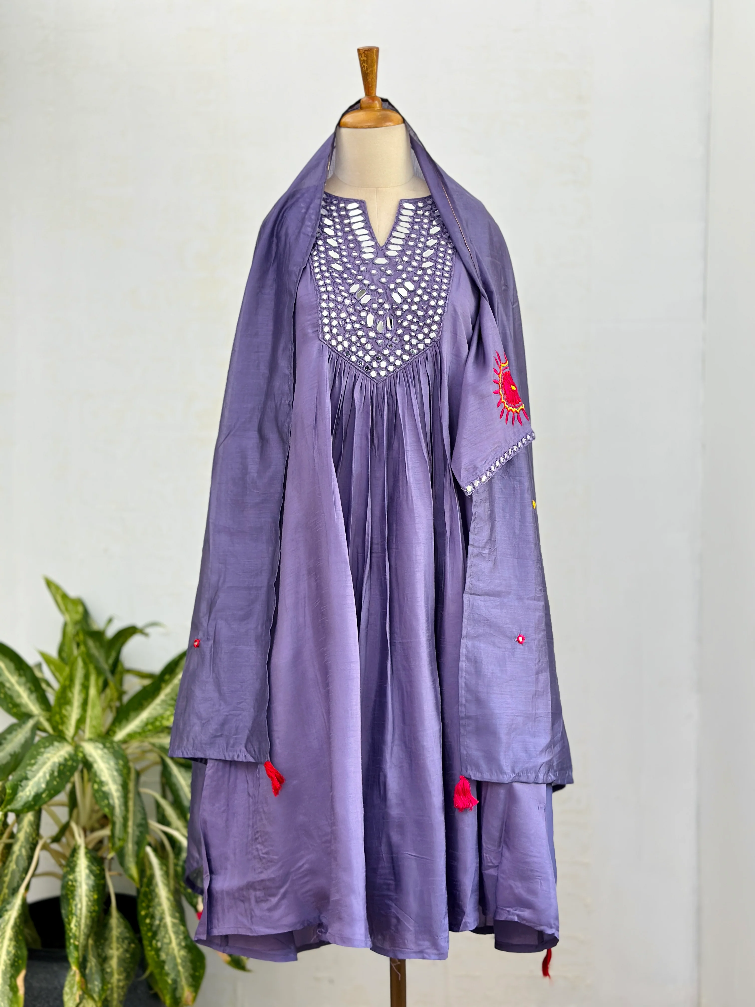 Mul chanderi anarkali mirror work kurti set - Image 8