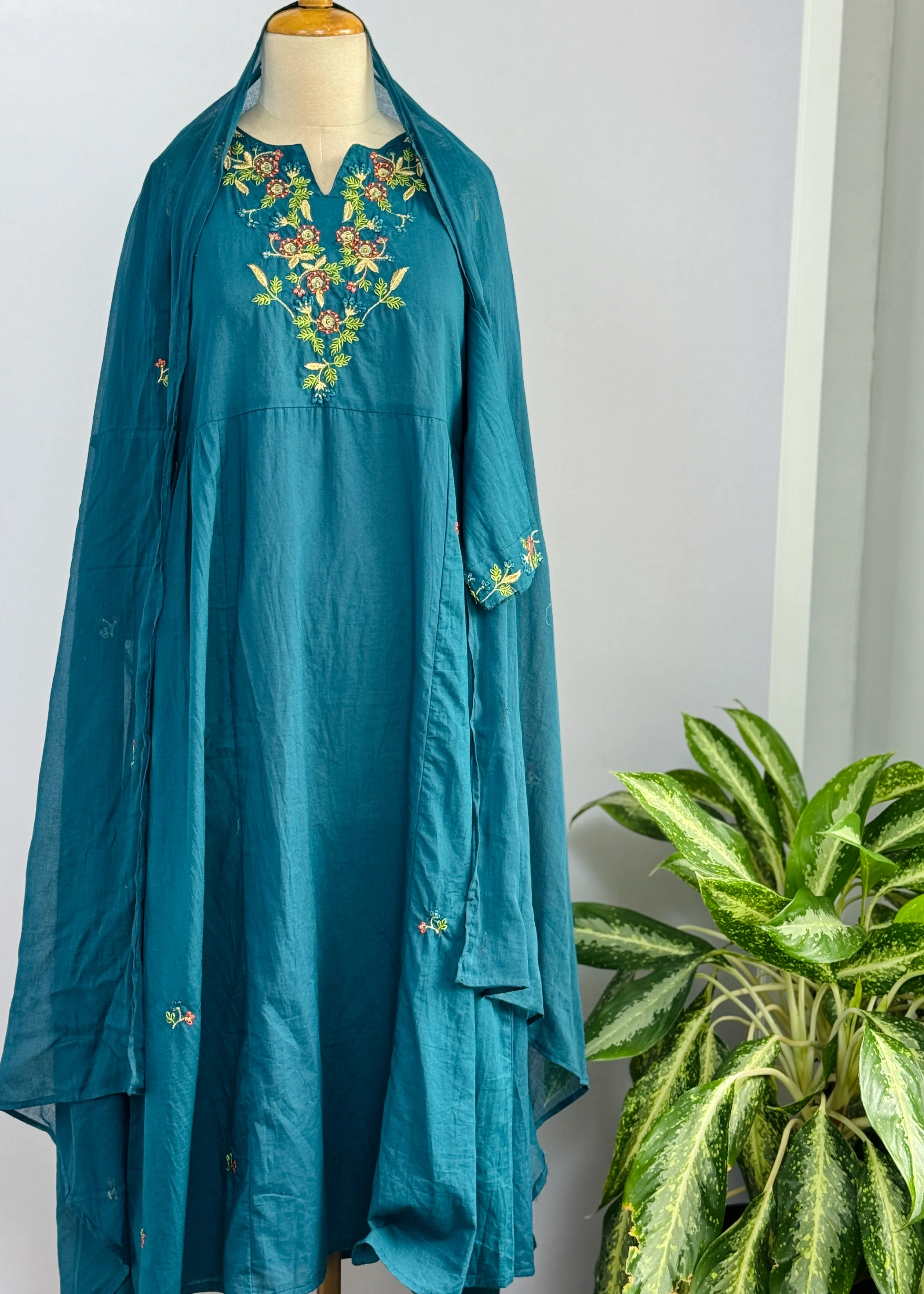 Mul Chanderi Embroidered A-Line Kurti Set - Image 2