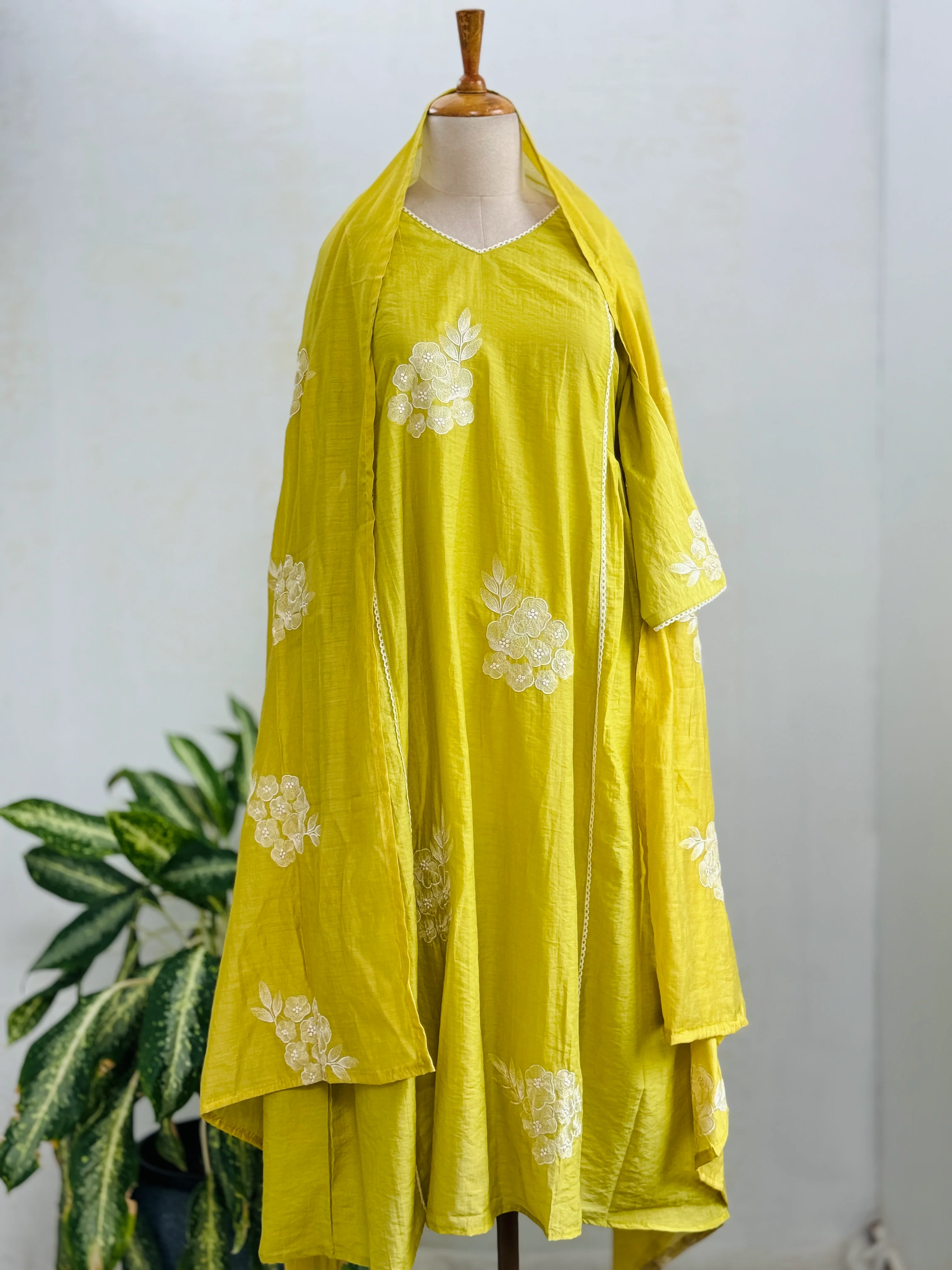 Mul Chanderi Embroidered Anarkali Kurti Set β Timeless Elegance, Effortless Style - Image 2