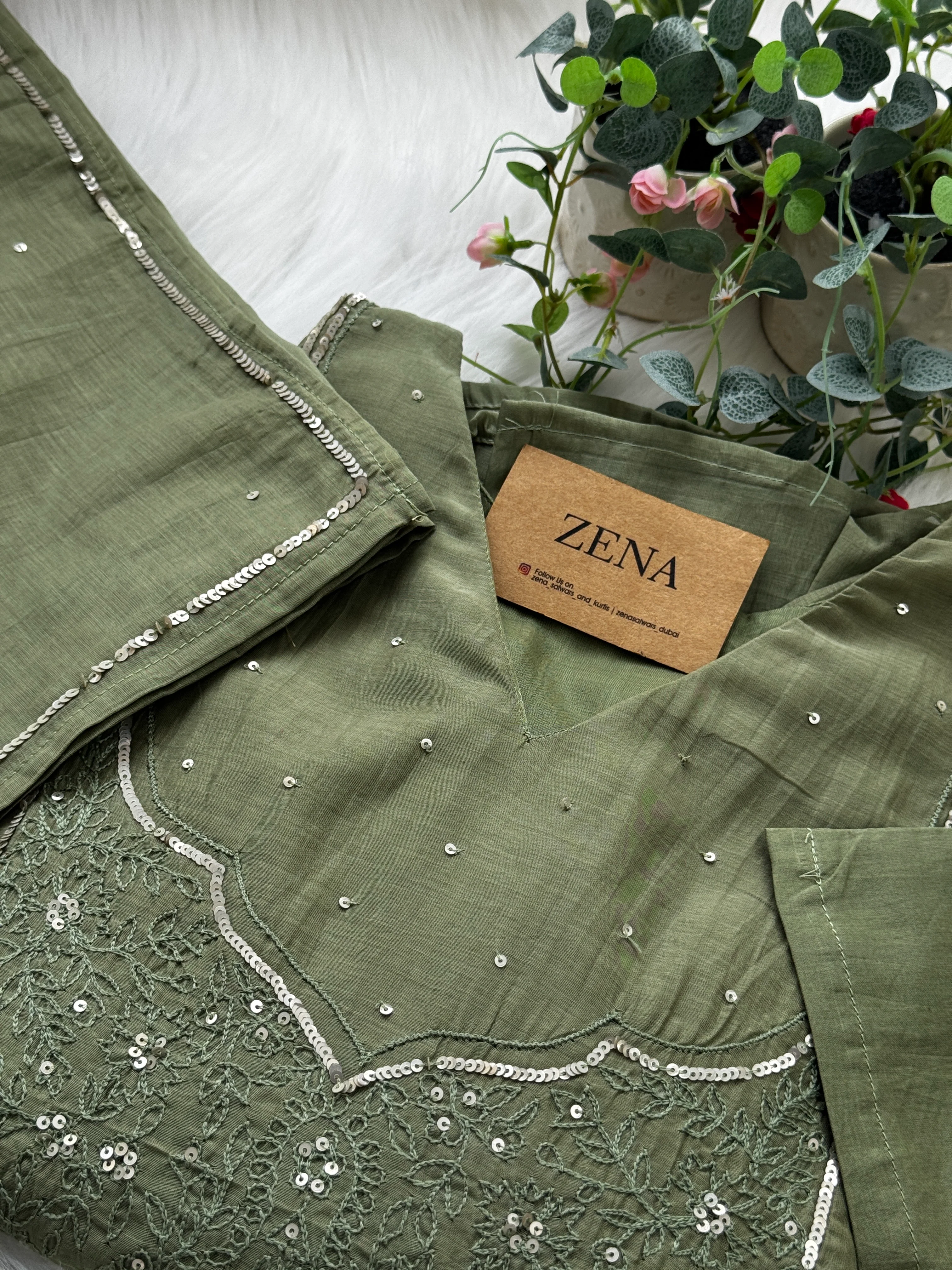 Mul Chanderi Hand-Detailed Anarkali Set - Image 3