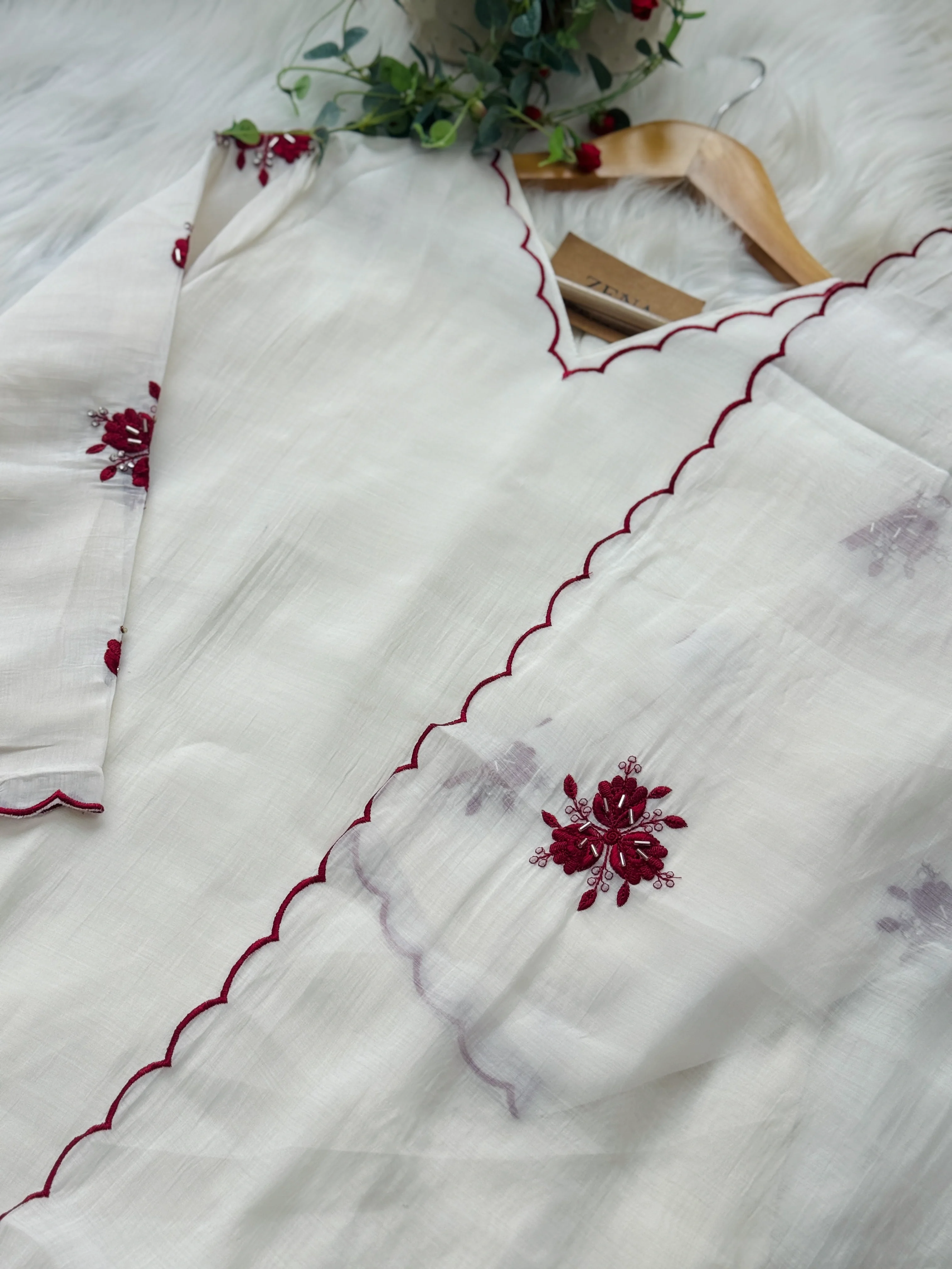 Mul Chanderi Hand Detailed kurti Set - Image 3