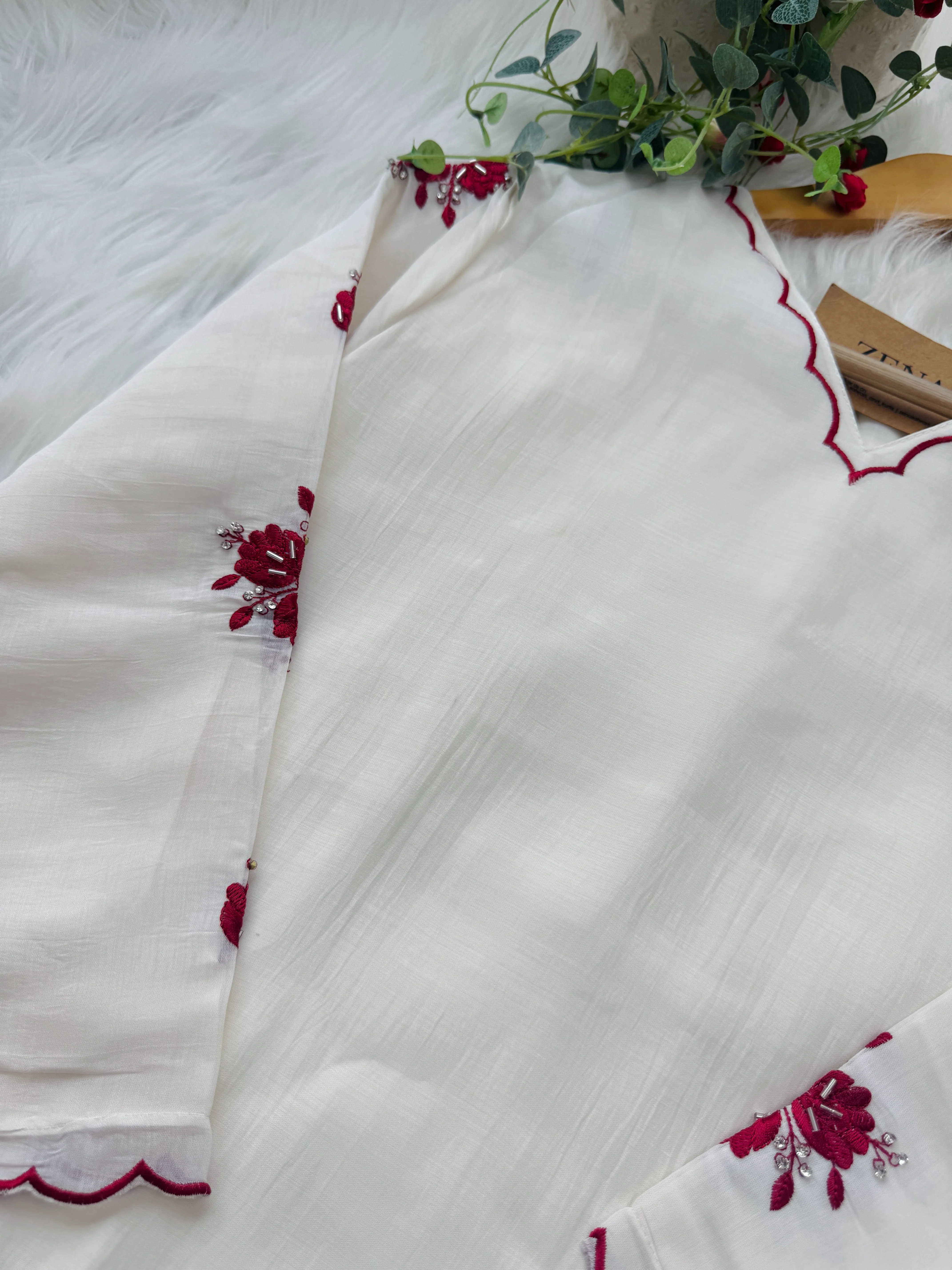 Mul Chanderi Hand Detailed kurti Set - Image 6
