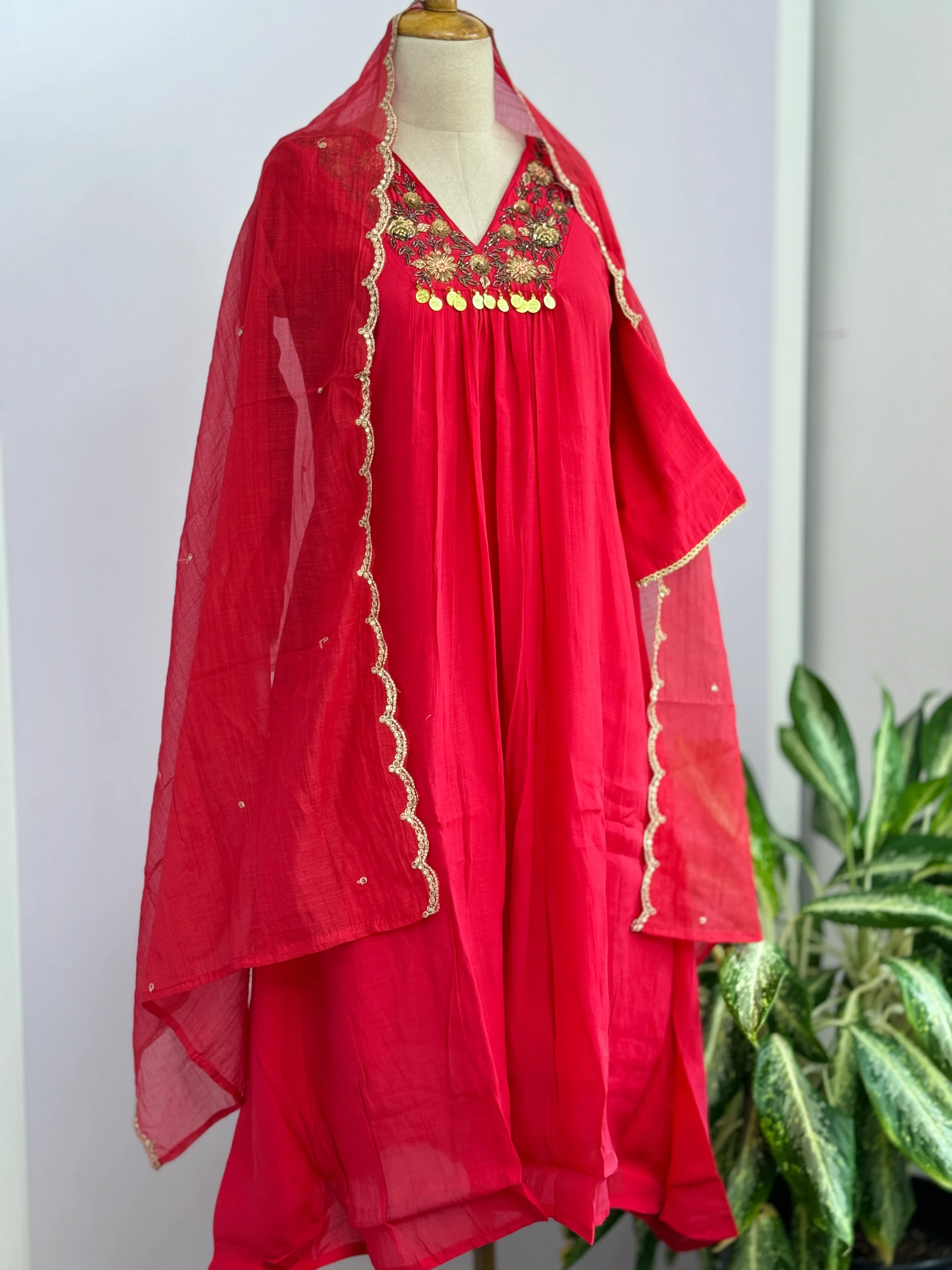 Mul Chanderi Hand Detailed Anarkali Set β Regal Elegance in Every Drape - Image 2