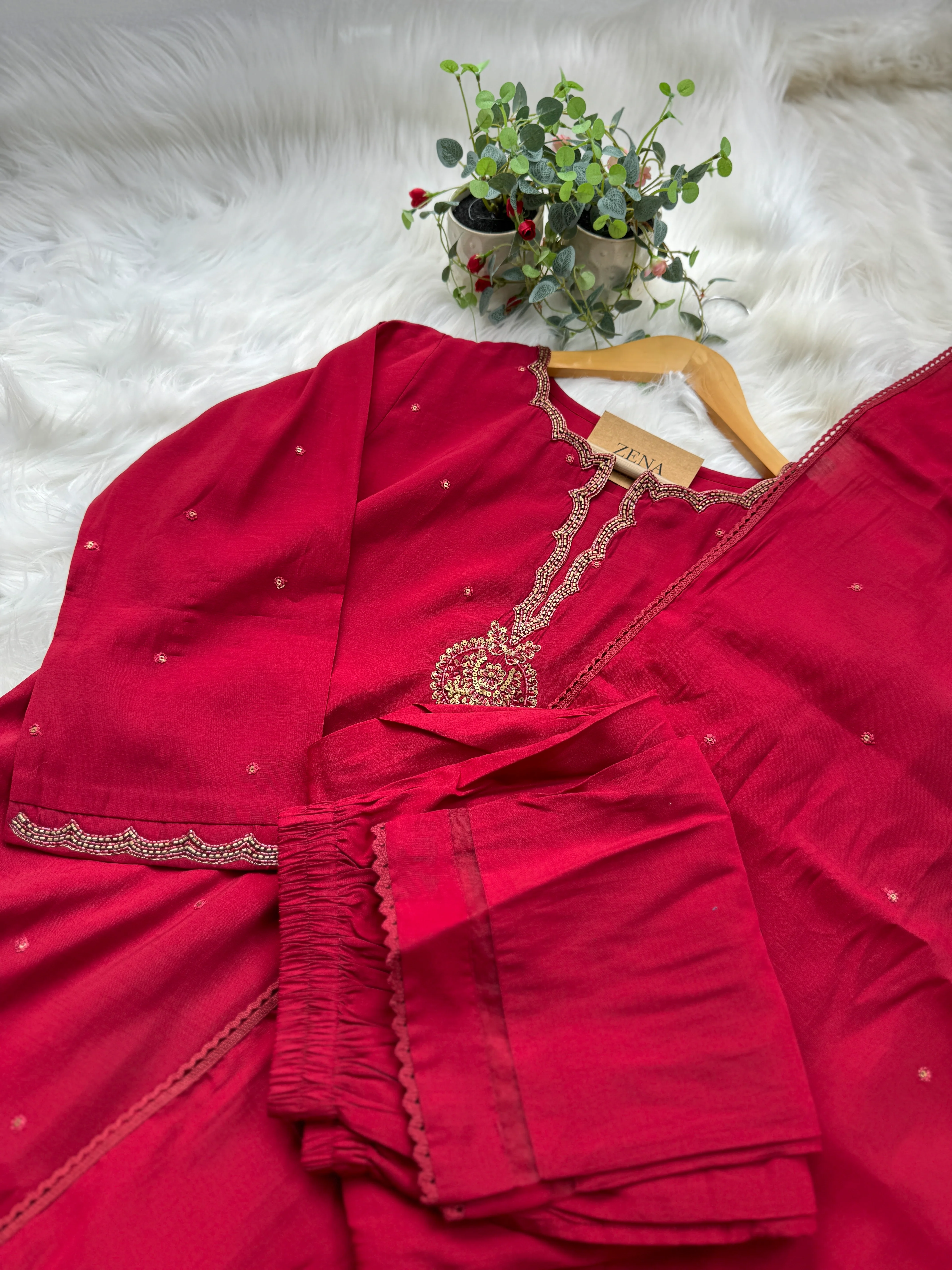 Mul Chanderi Hand Work Kurti Set – Elegant Ethnic Wear 🌸 - Image 4