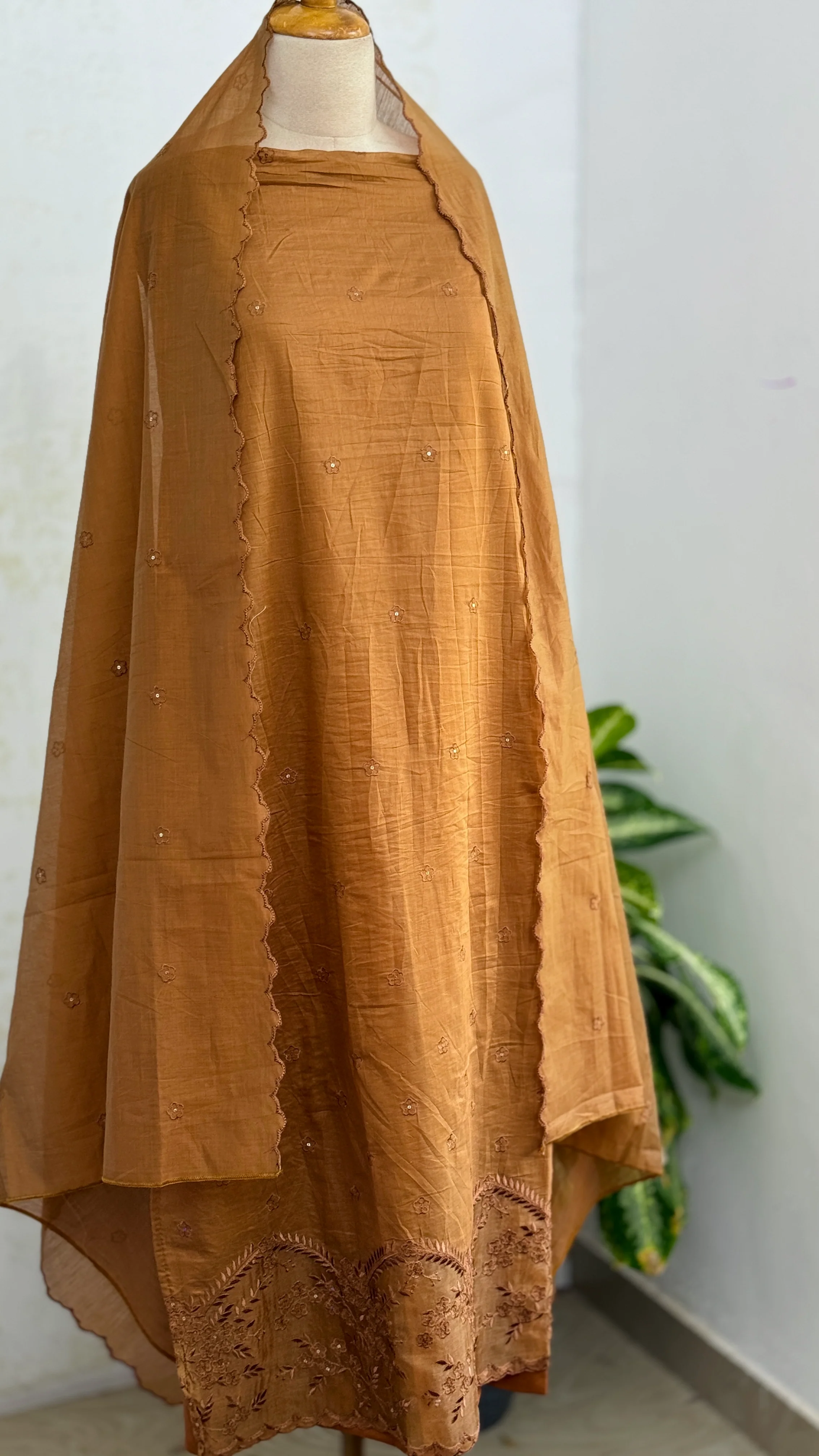 Premium Mul Chanderi Embroidered Unstitched Suit – Redefining Ethnic Elegance - Image 2